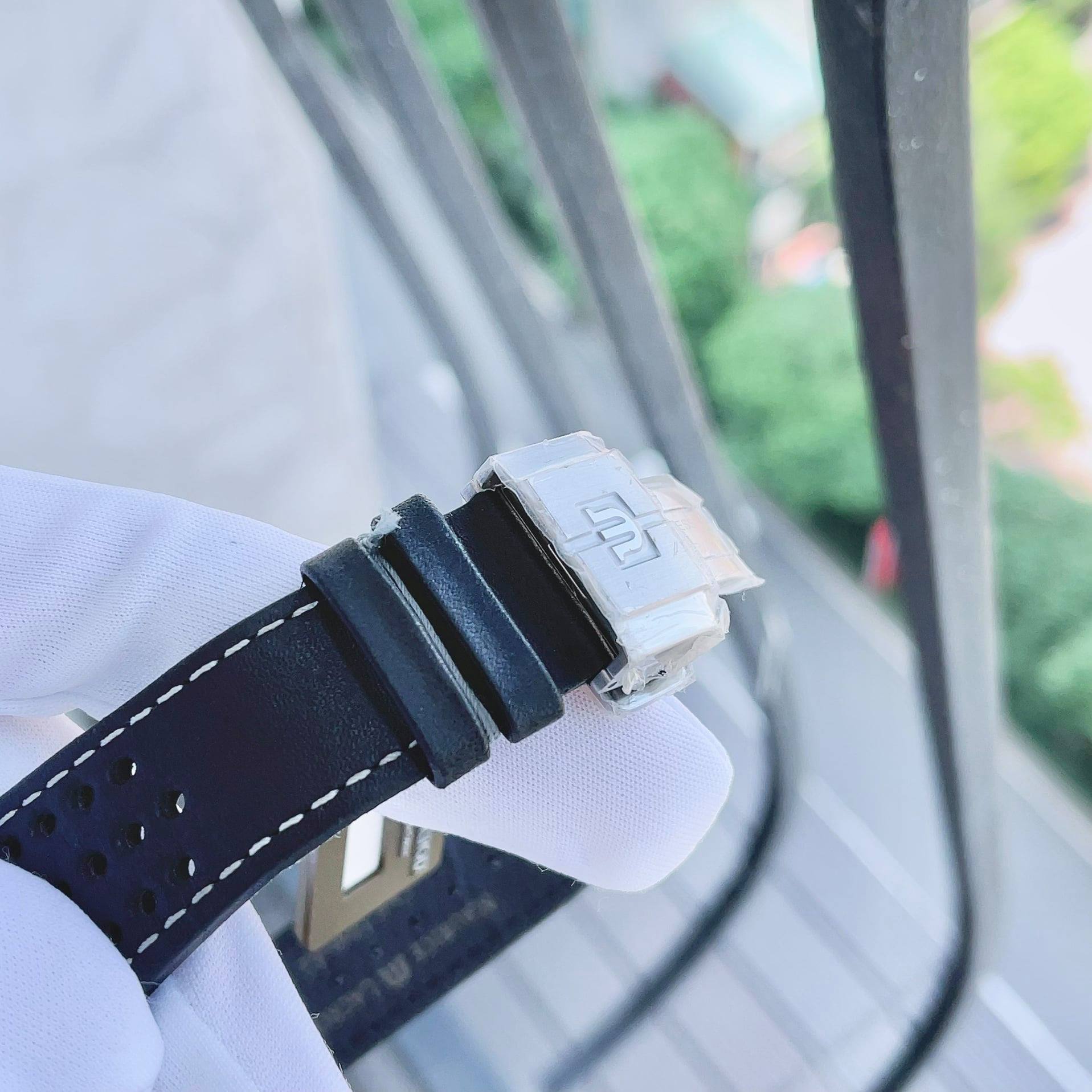 Đồng Hồ Maurice Lacroix Aikon Chronograph Black AI6038-SS001-132-1