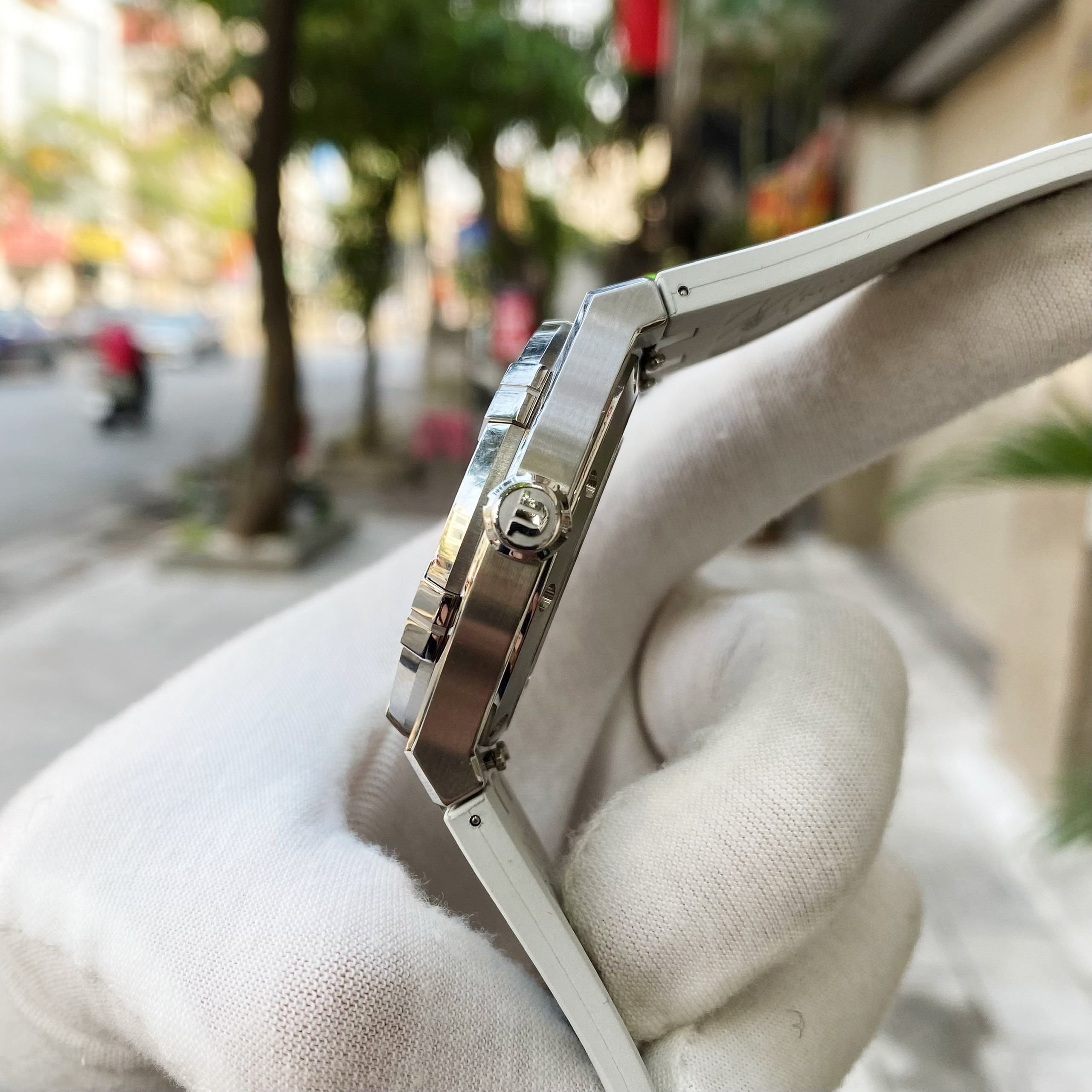Đồng Hồ Maurice Lacroix Aikon White 42mm - AI6008-SS00B-130-G