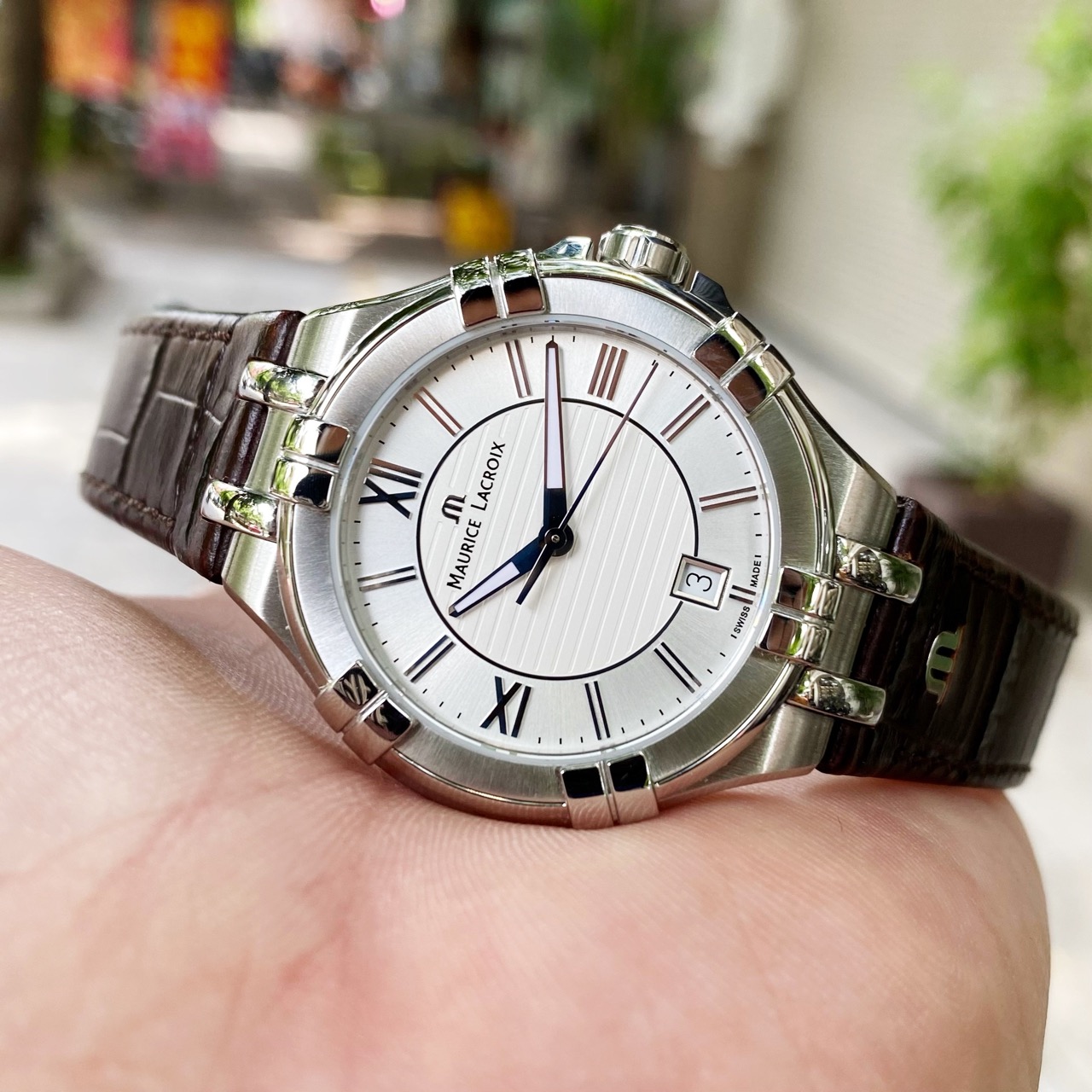 Đồng Hồ Maurice Lacroix Lady 35mm AI1006-SS001-130-1