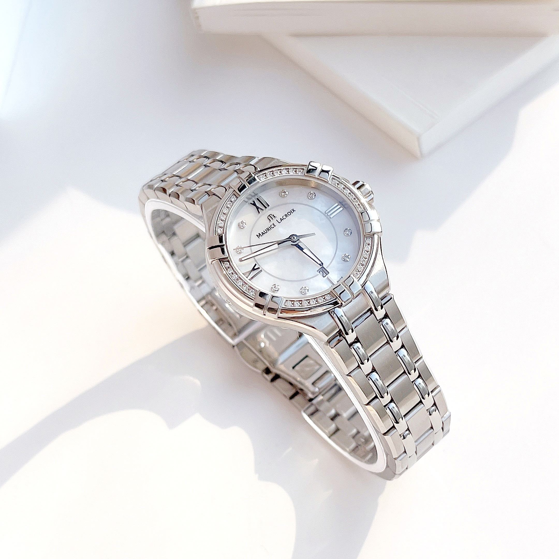 Đồng Hồ Maurice Lacroix Lady AI1004-SD502-170-1