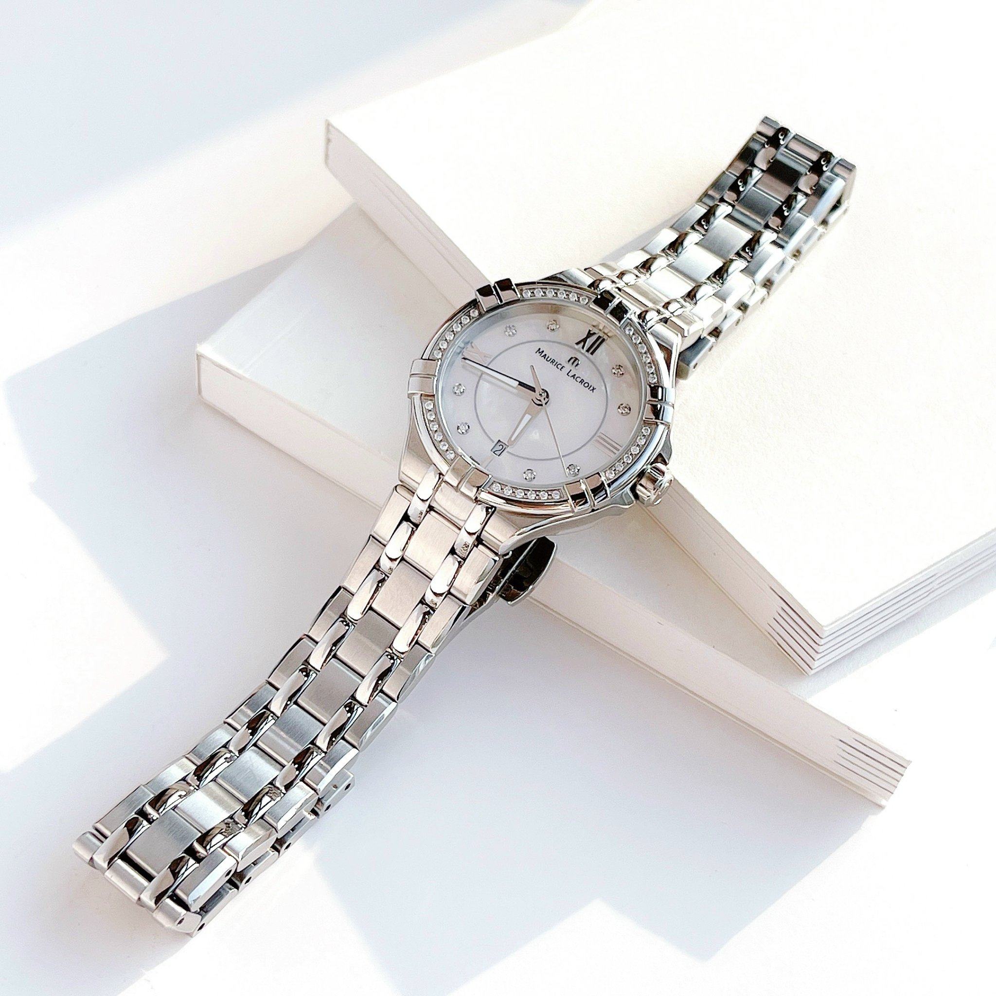 Đồng Hồ Maurice Lacroix Lady AI1004-SD502-170-1