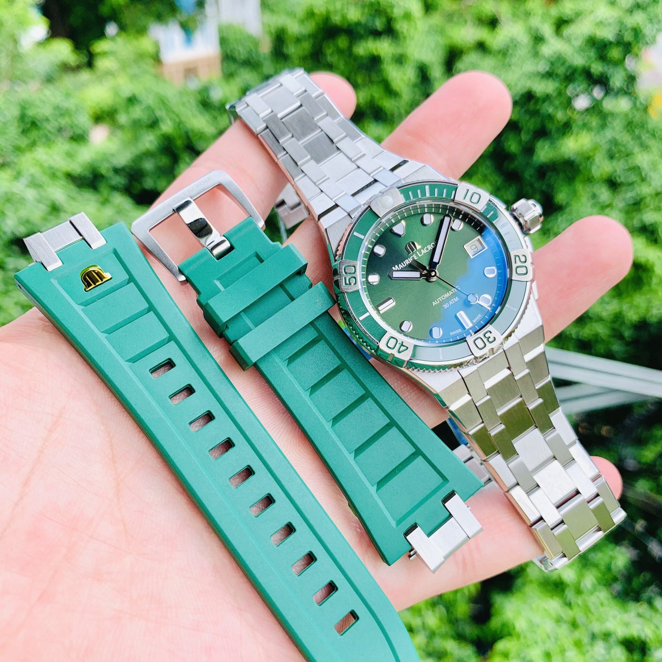 Đồng Hồ Maurice Lacroix Ventuner Green AI6057-SSL5F-630-D