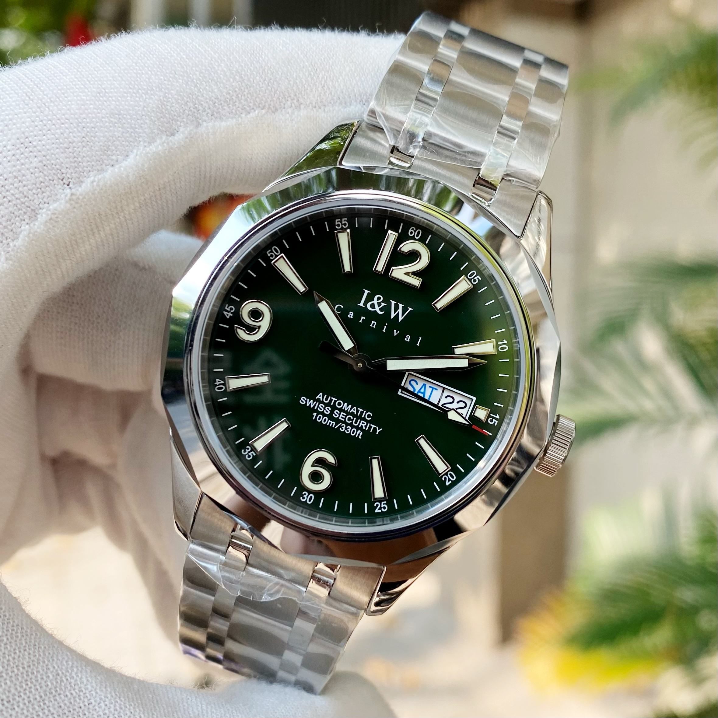 Đồng Hồ Carnival IW550 Green