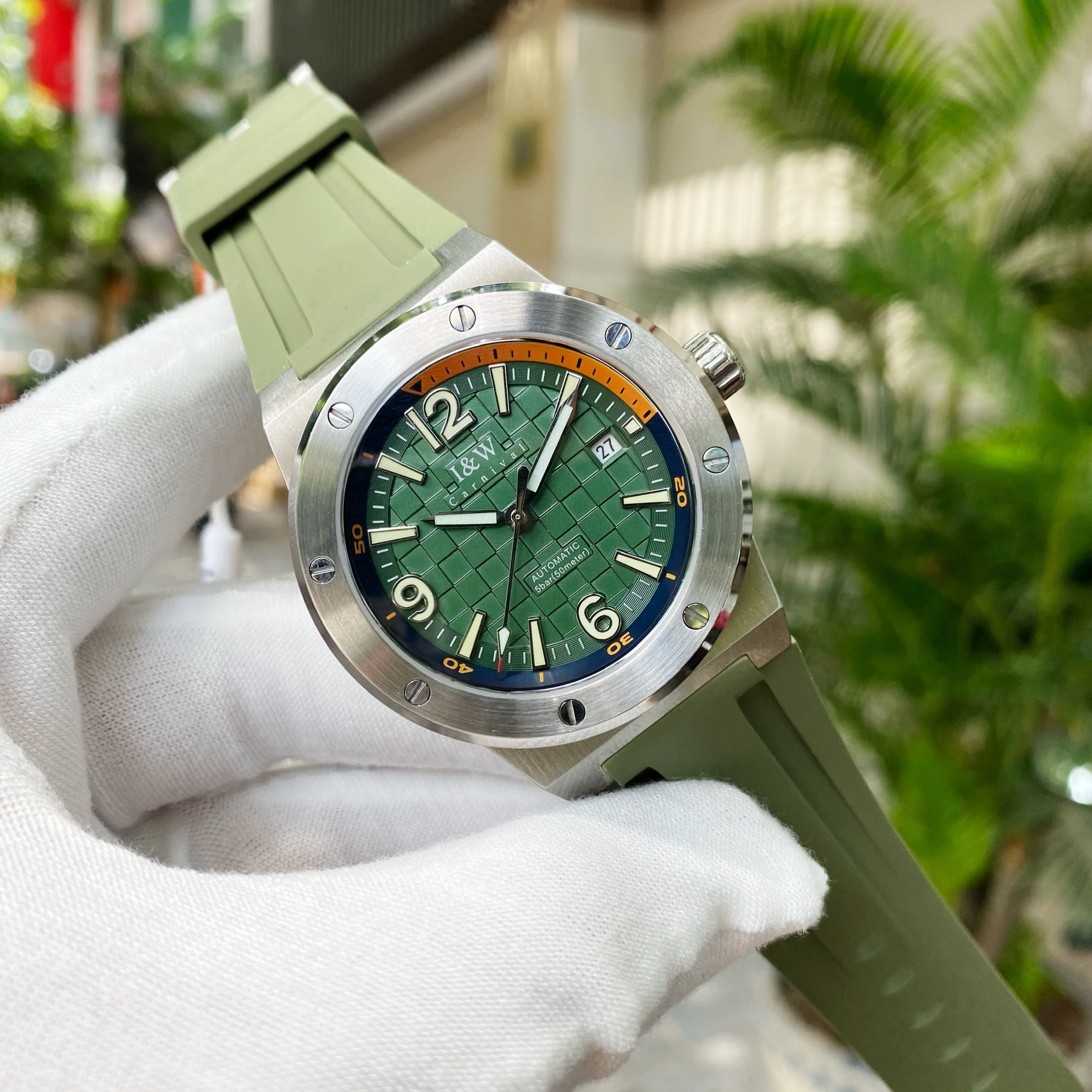 Đồng Hồ Carnival IW618G Green
