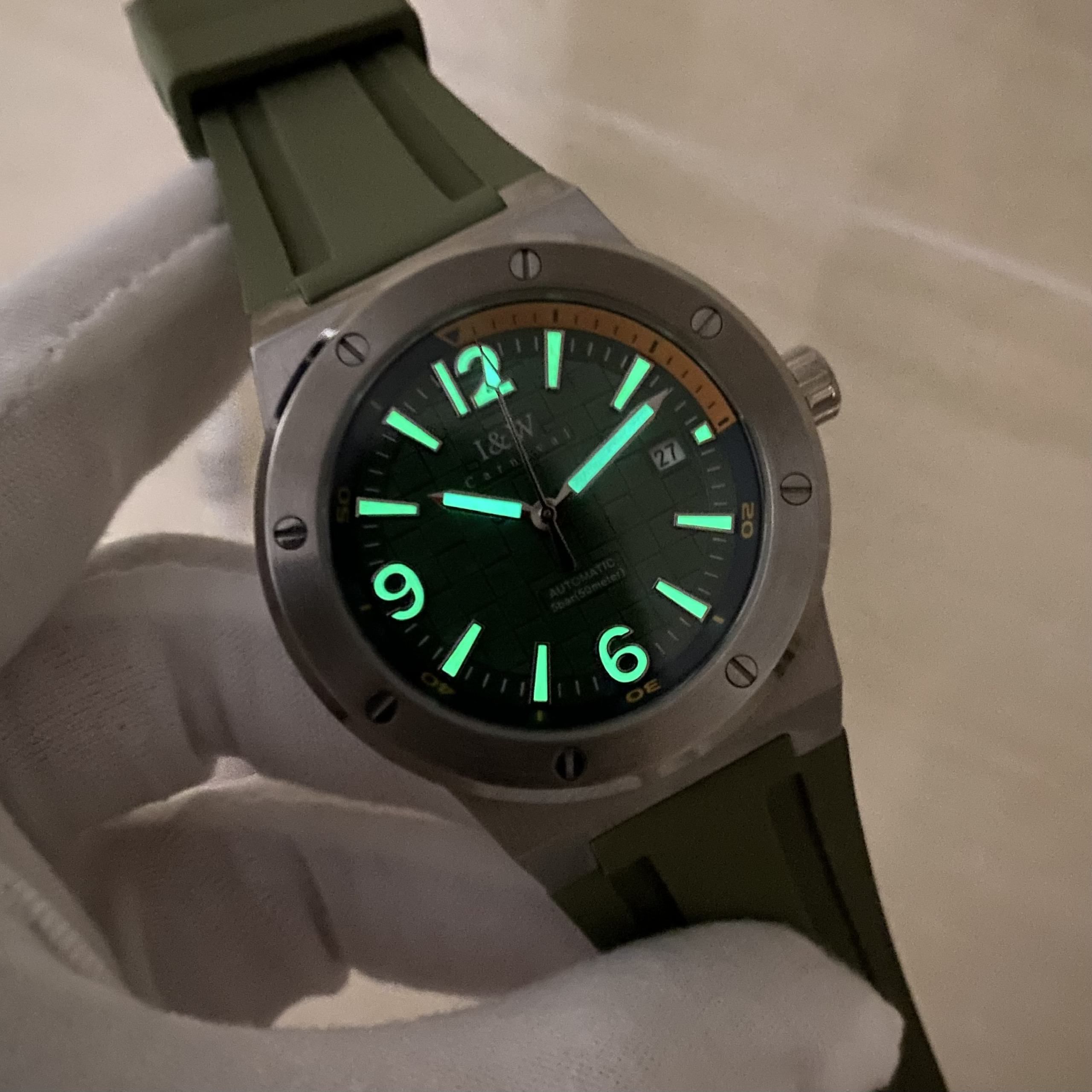 Đồng Hồ Carnival IW618G Green