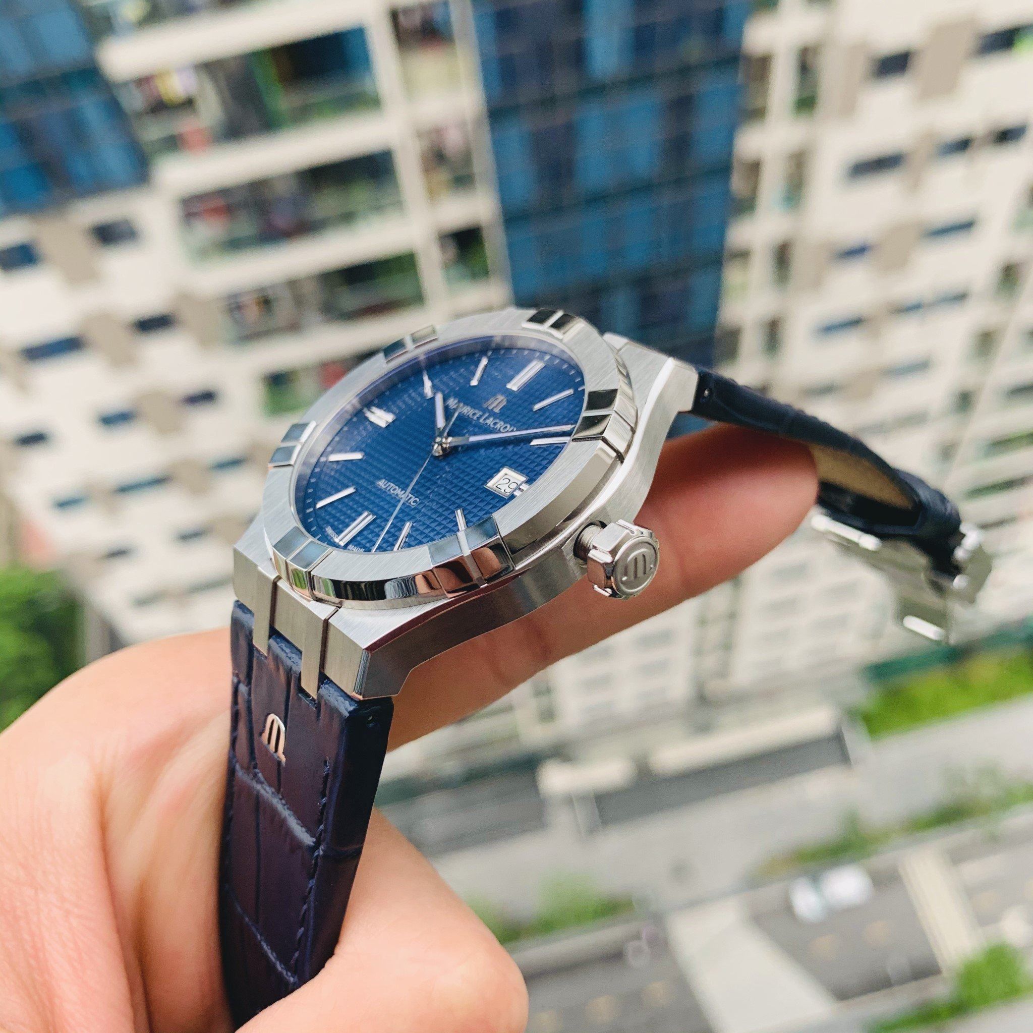 Đồng Hồ Maurice Lacroix Aikon Blue AI6008-SS001-430-1