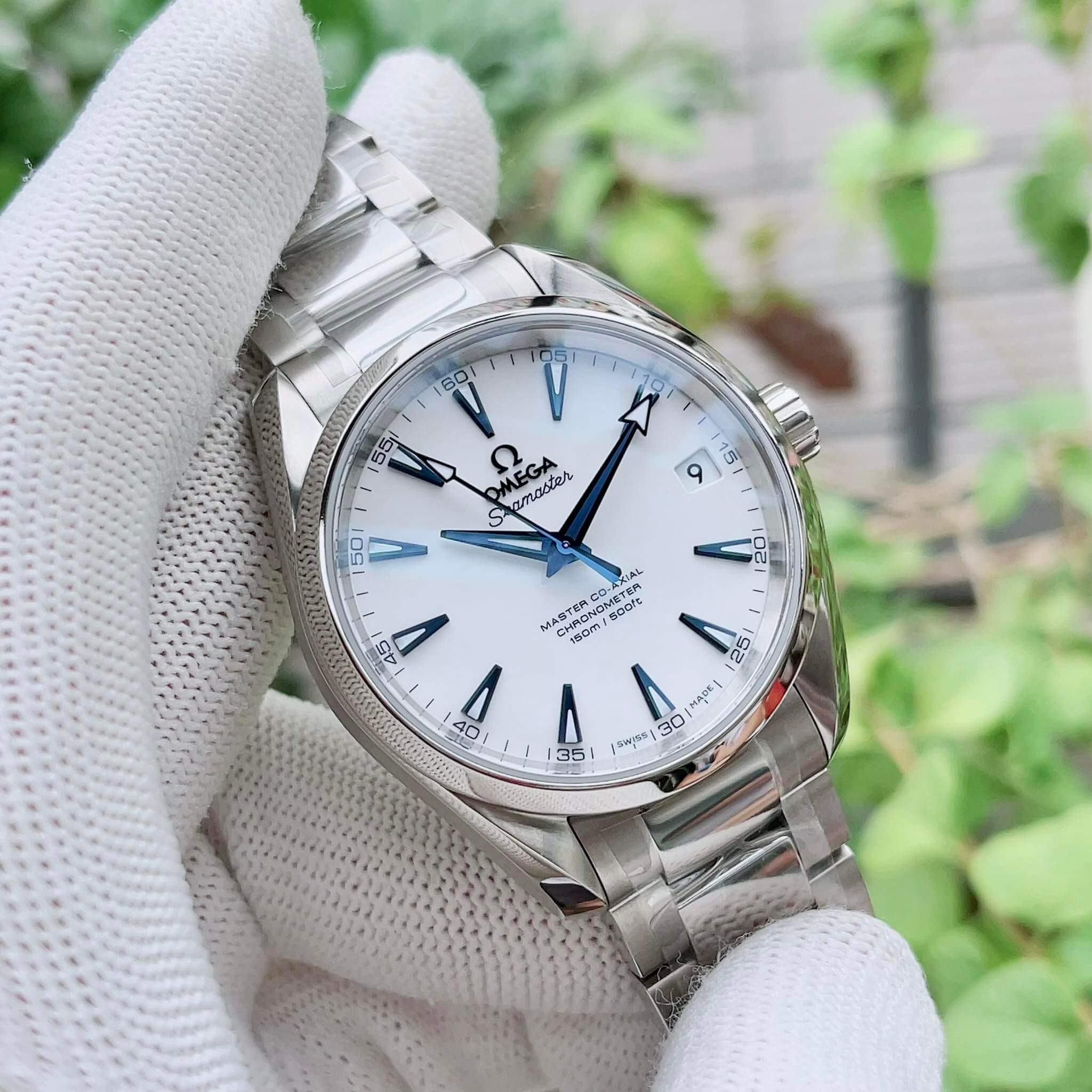 Đồng Hồ Omega 231.90.39.21.04.001