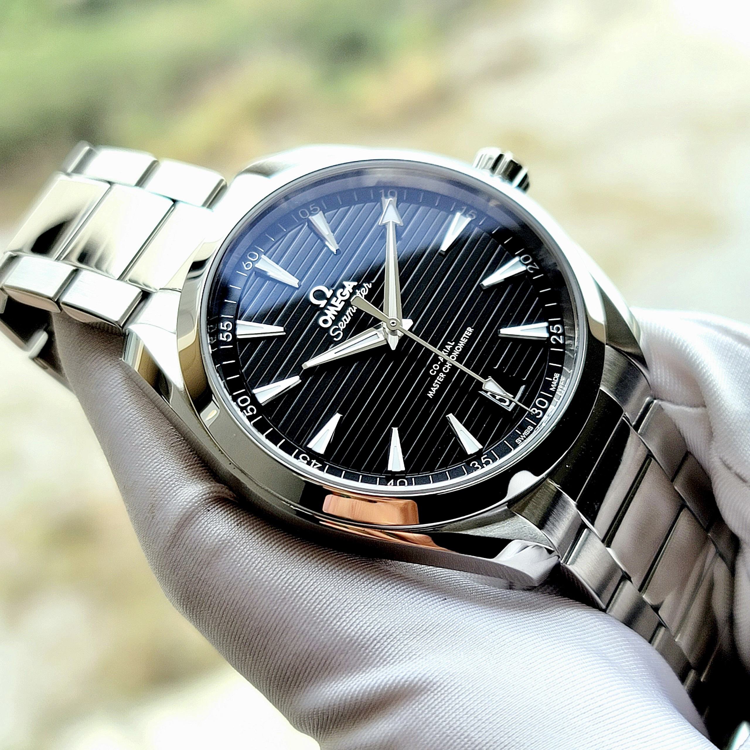 Đồng Hồ Omega Aqua Terra Master Chronometer 8900 Black Dial 220.10.41.21.01.001 - Cũ