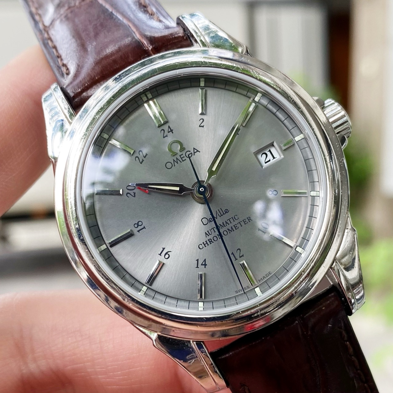 Đồng Hồ Omega De Ville Co-Axial GMT 4833.40.31 - Cũ