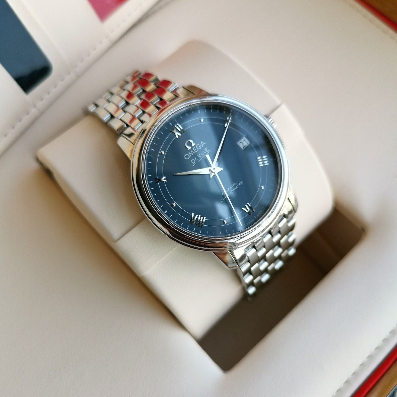 Đồng Hồ Omega De Ville Prestige Blue Dial 424.10.37.20.03.002