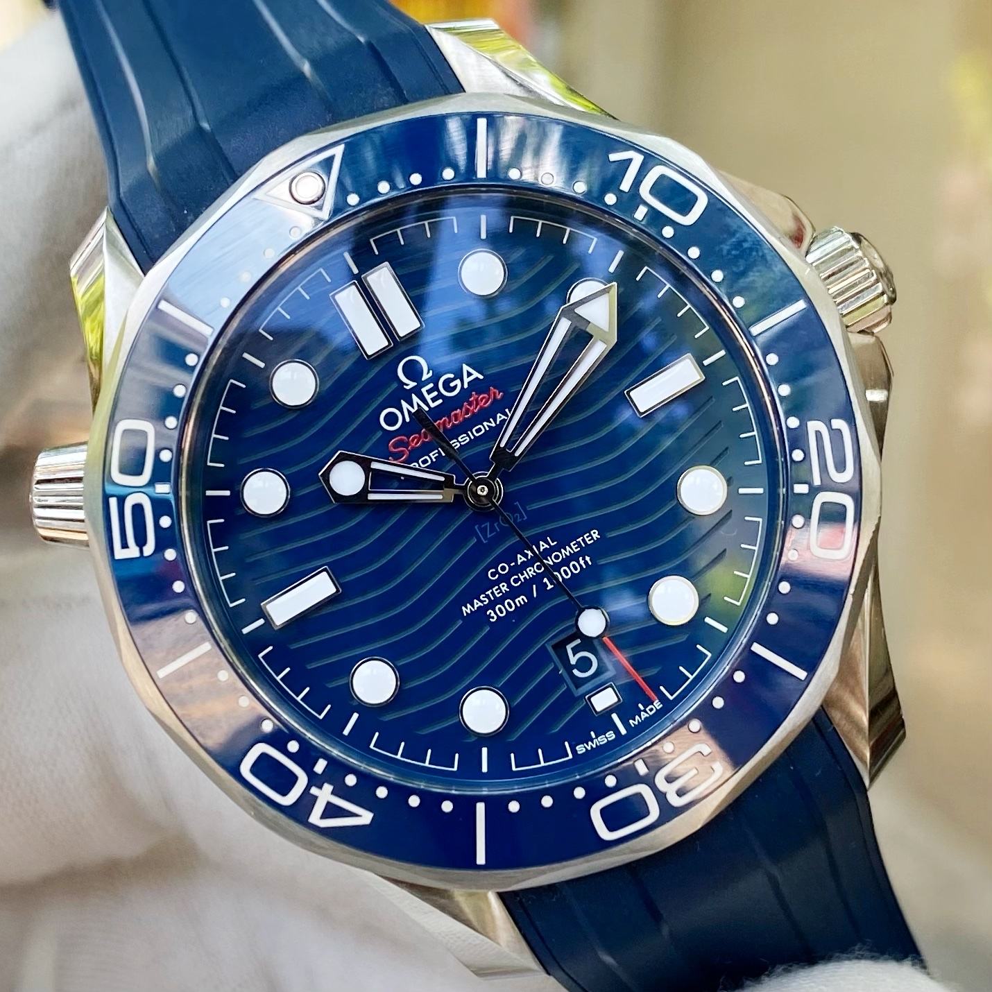 Đồng Hồ Omega Seamaster Diver 300M Co-Axial Master 210.30.42.20.03.001 - Cũ