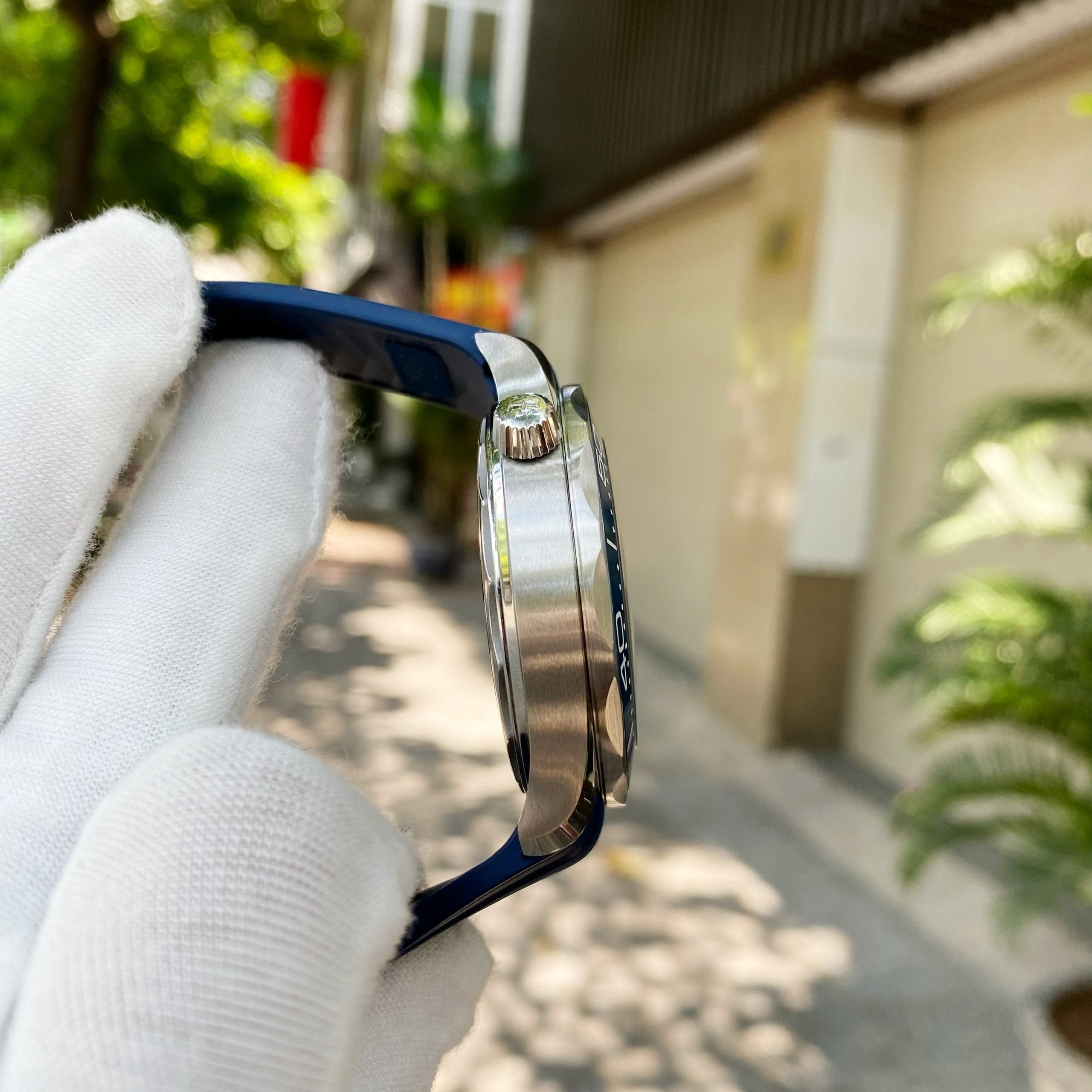 Đồng Hồ Omega Seamaster Diver 300M Co-Axial Master 210.30.42.20.03.001 - Cũ