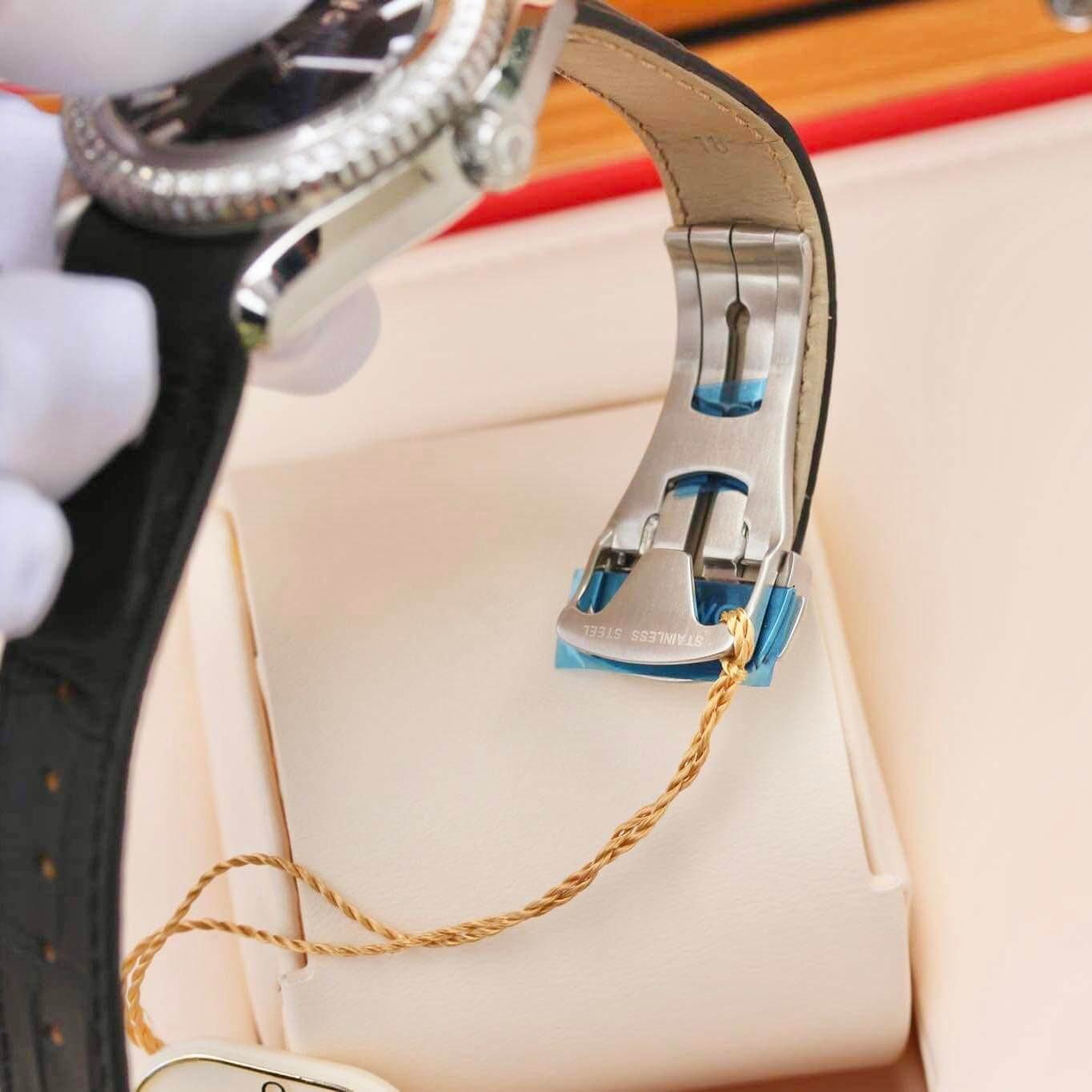 Đồng Hồ Omega Seamaster Plane Ocean 600M Black Arabic Diamond 232.18.38.20.01.001