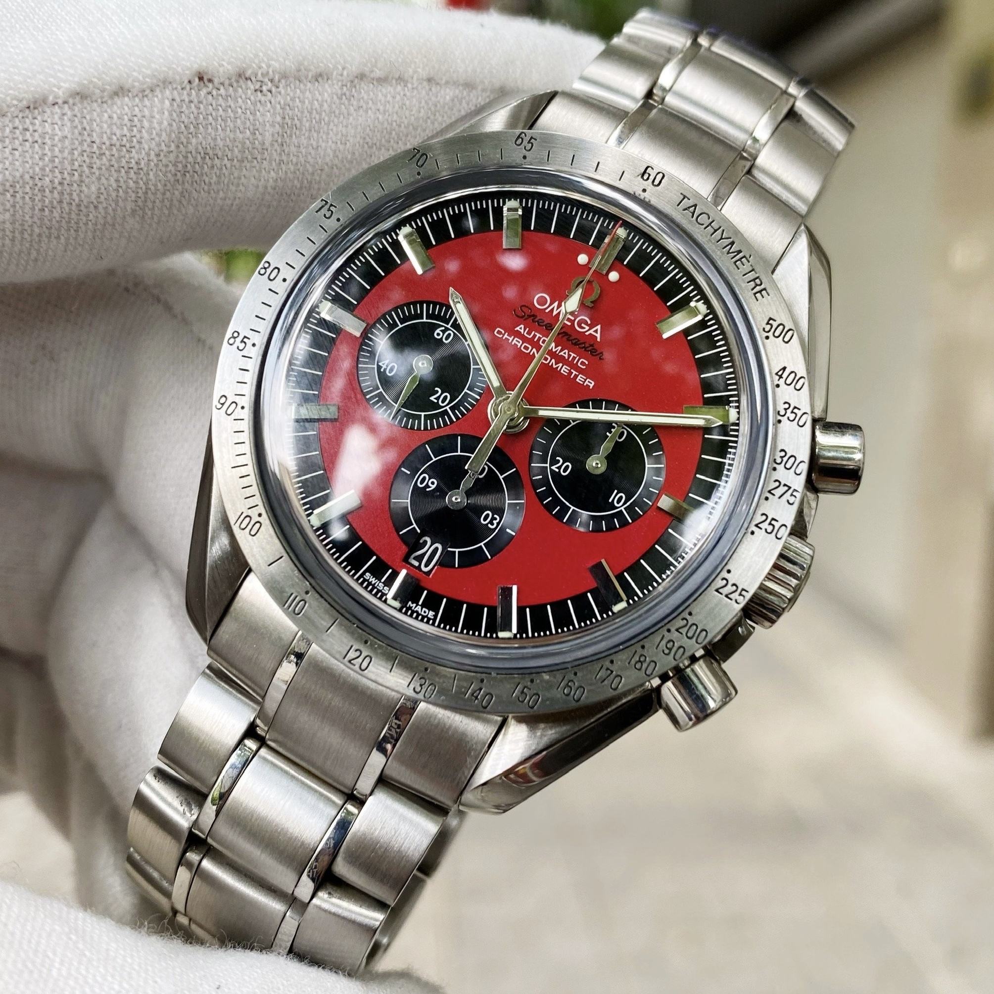 Đồng Hồ Omega Speedmaster Legend 3506.61.00 - Cũ