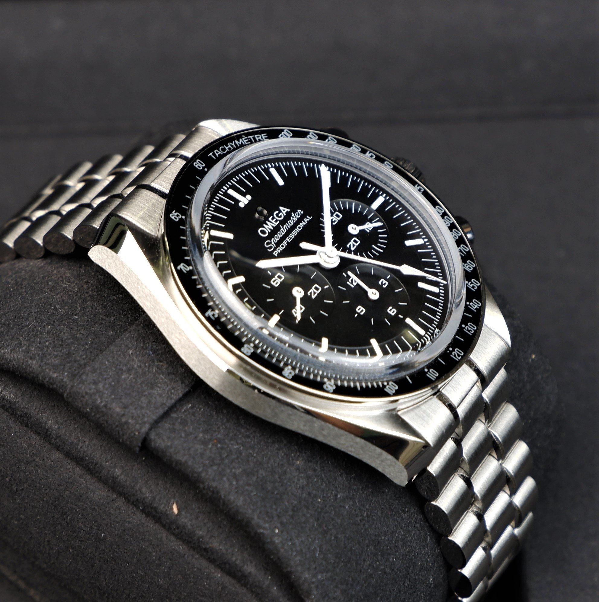Đồng Hồ Omega Speedmaster Moonwatch Co-Axial 310.30.42.50.01.002 - Cũ