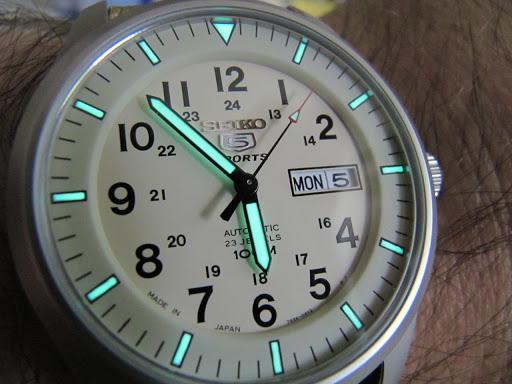 Đồng Hồ Nam Seiko SNZG07J1 Chính Hãng