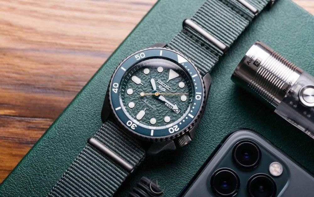 Đồng Hồ Seiko 5 Sports SRPD77K1 Chính Hãng