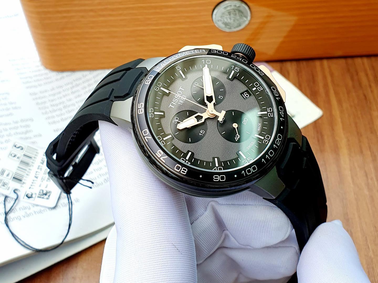 TISSOT Orologi da polso uomo Uomini T111.417.37.441.07