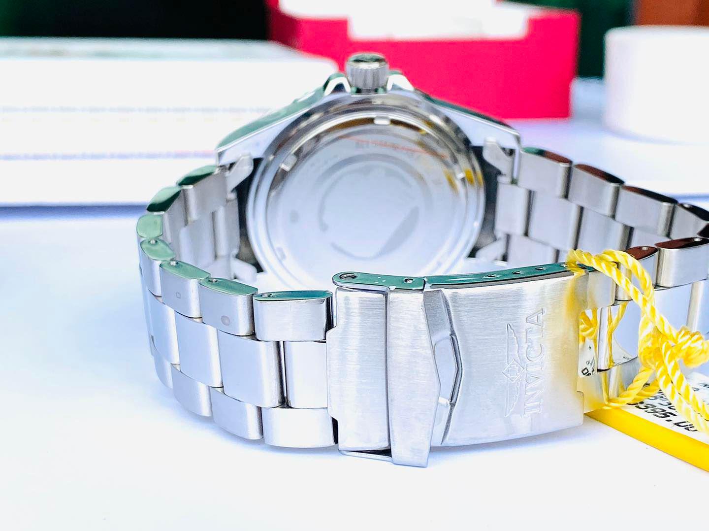 Invicta 30808 online