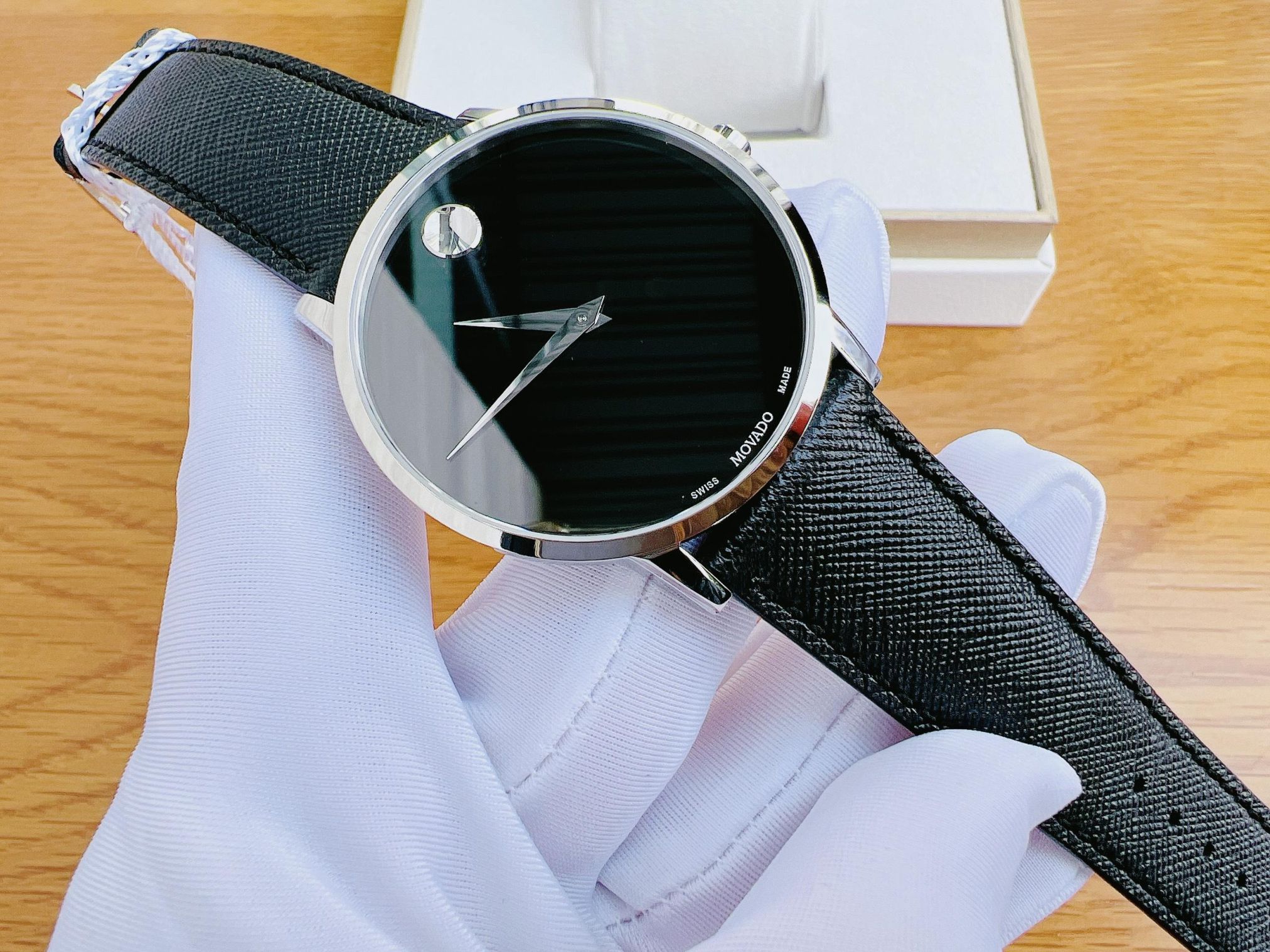 Movado 0607194 top