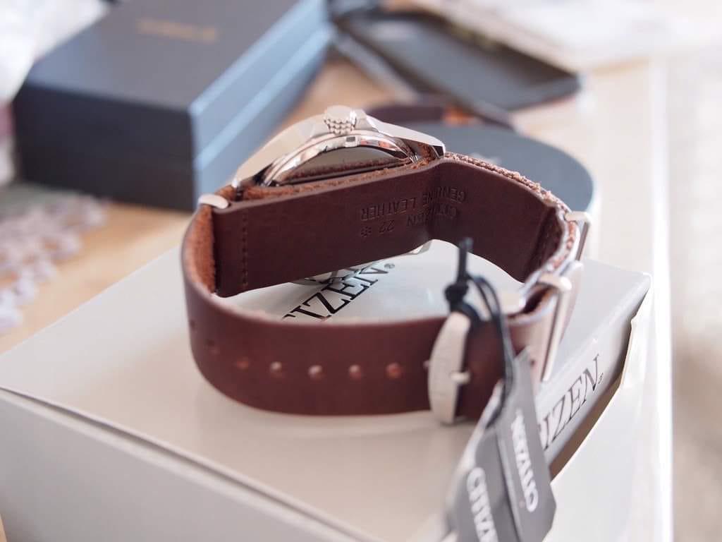 Citizen aw7039 hotsell