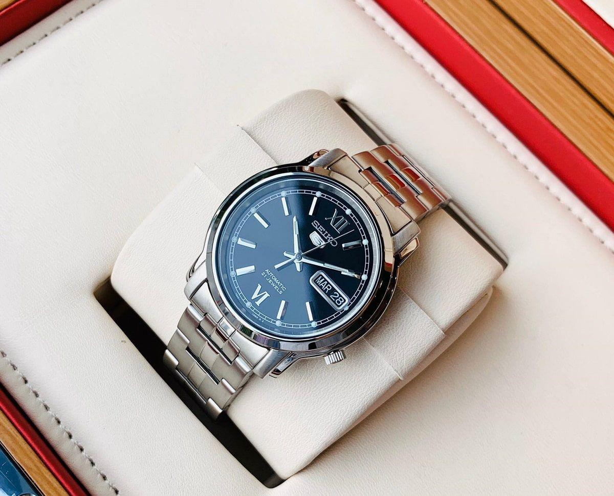 ng H Nam Seiko 5 SNKK81K1