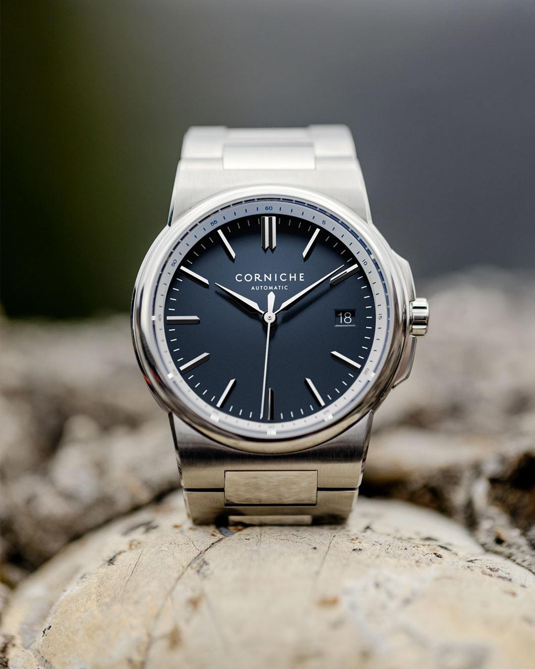 Đồng Hồ Nam Corniche La Grande Stainless Steel With Blue Dial