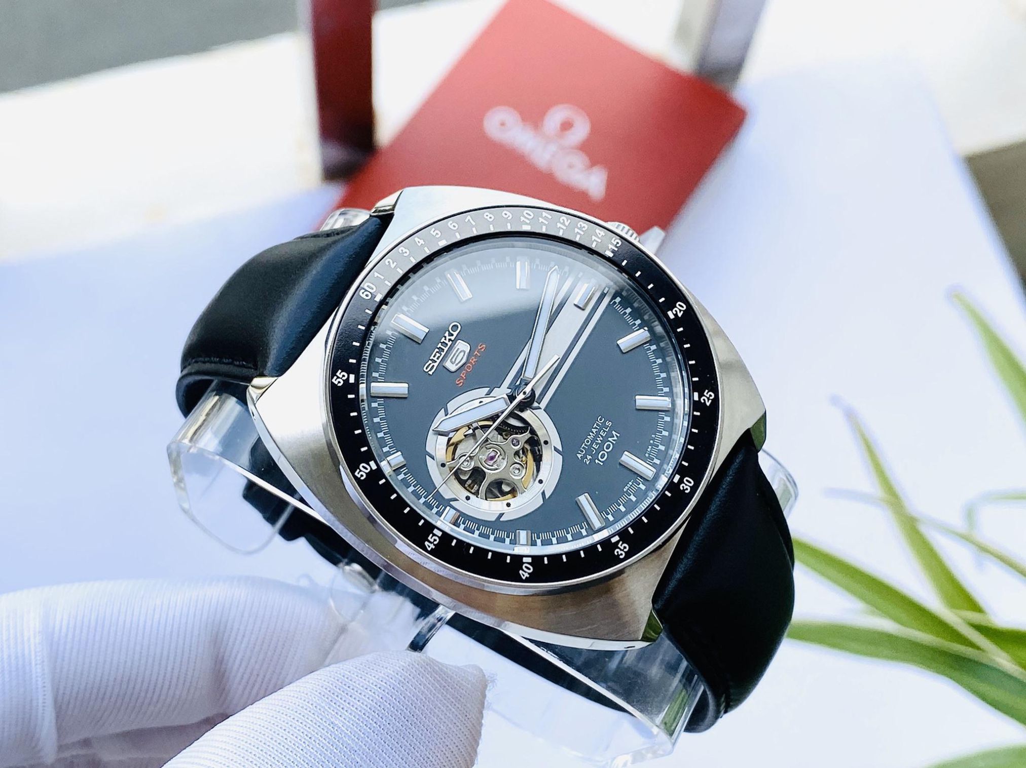 Đồng Hồ Nam Seiko 5 Sports Open Heart SSA335K1