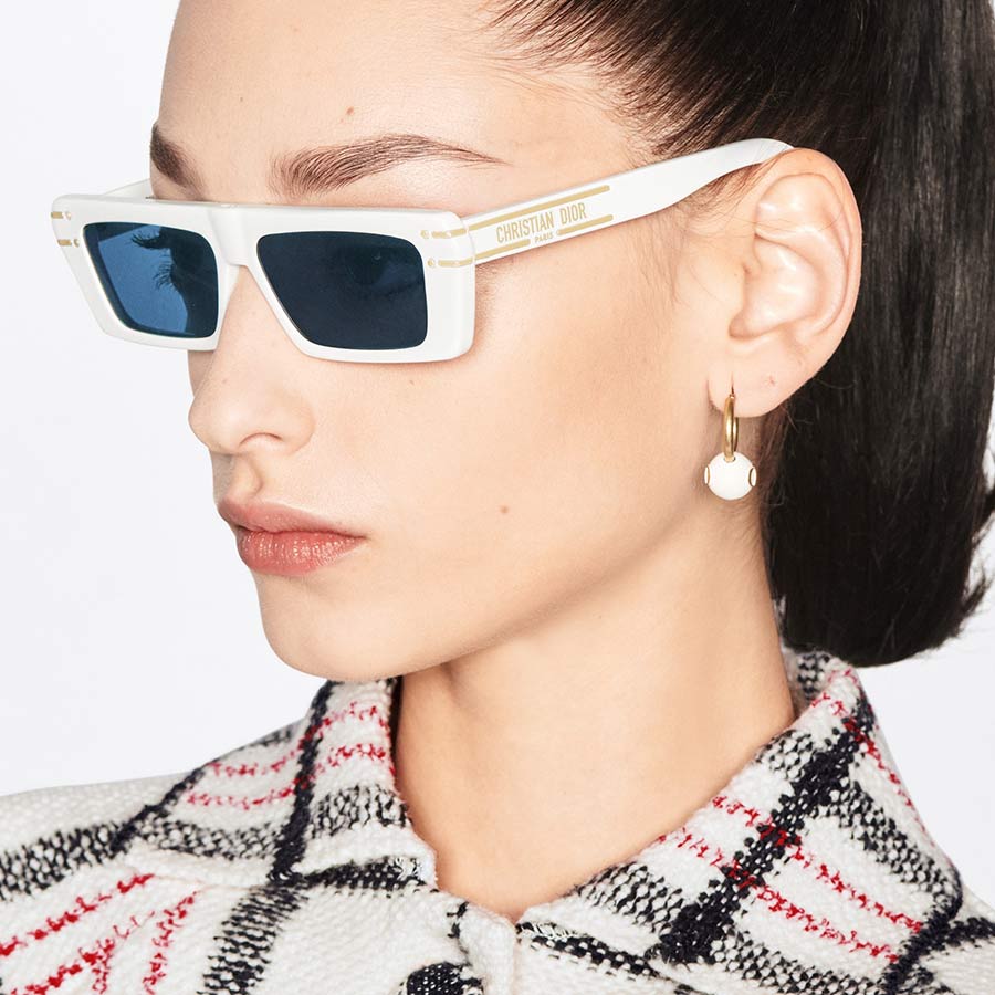 Kính Mát Dior Signature S2U 50B0 White Rectangular Sunglasses Màu Trắng Xanh