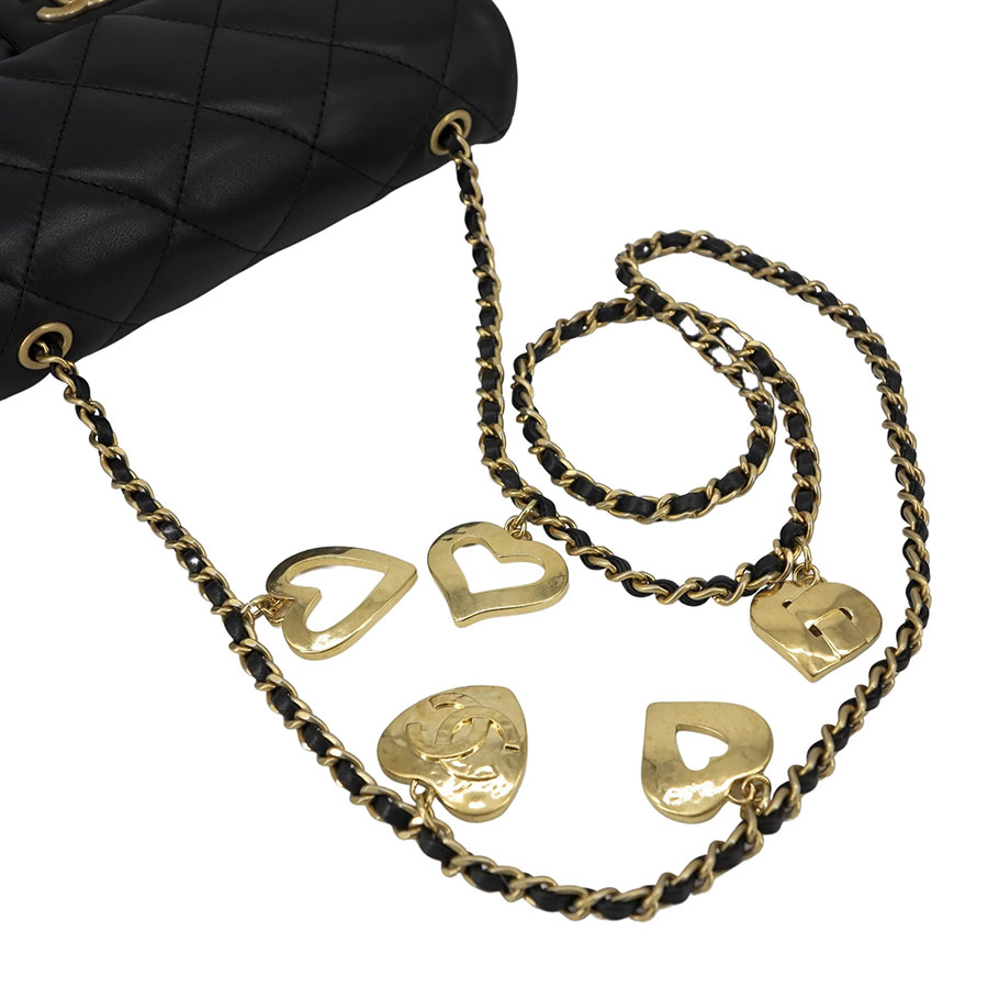 Túi Đeo Chéo Chanel Heart Charms Mini Flap Bag In Black Lambskin Màu Đen