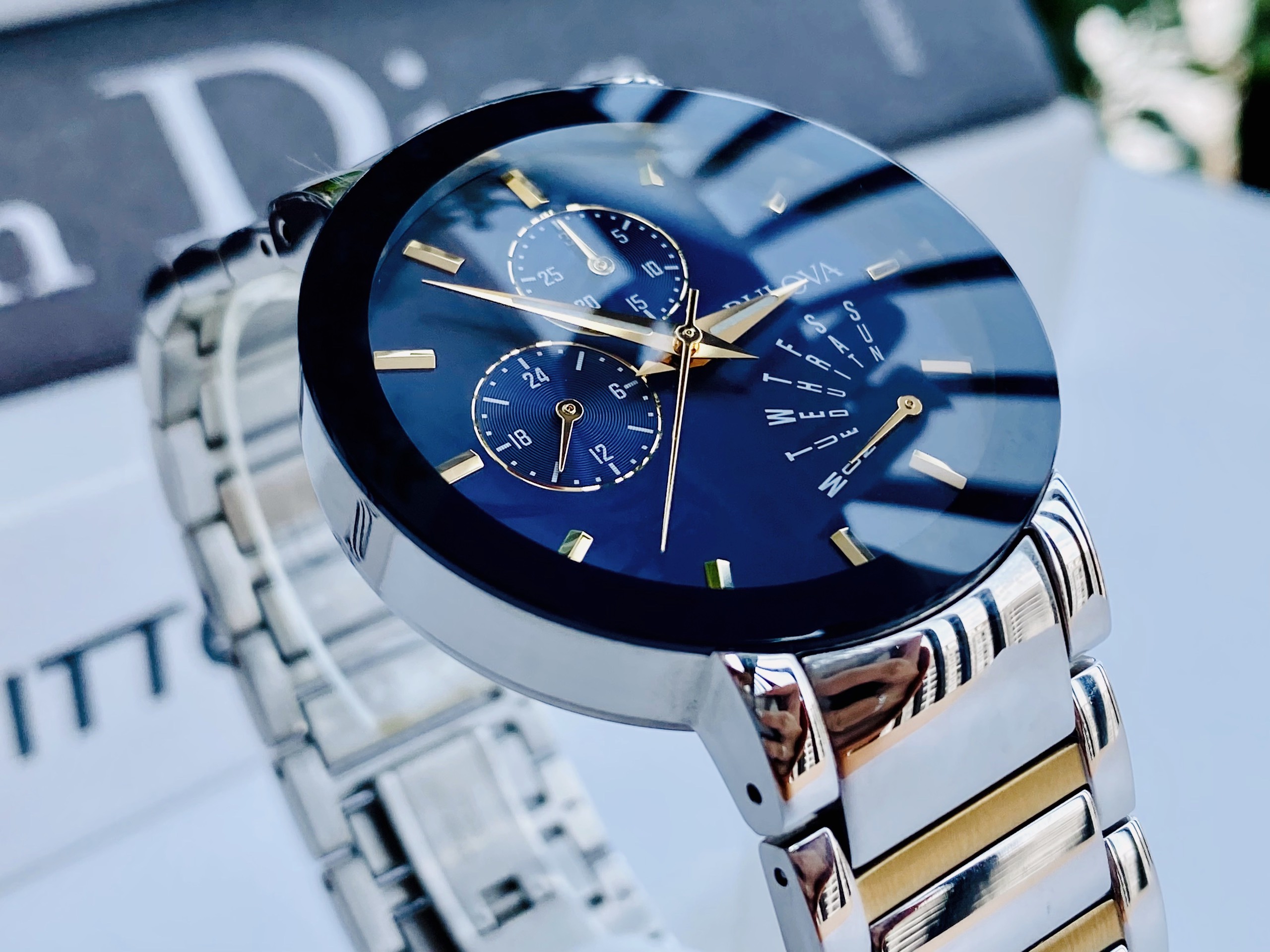 Đồng hồ BULOVA Model 98C123: Sự tinh tế và đẳng cấp hòa quyện