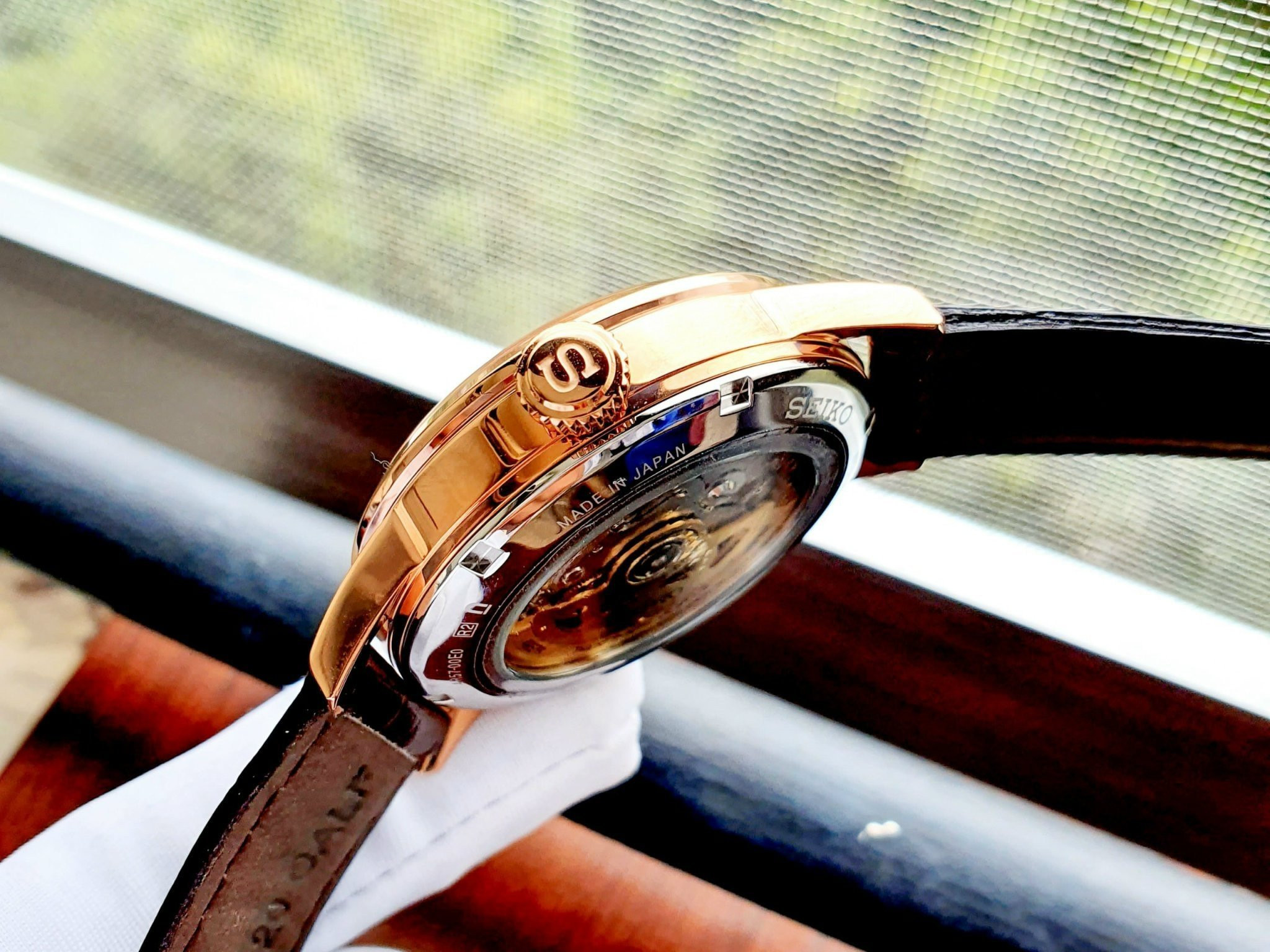 Đồng hồ Seiko Presage Cocktail Time Sunburst Dial SARY132 - Sự hoàn hảo của thời trang và chất lượng