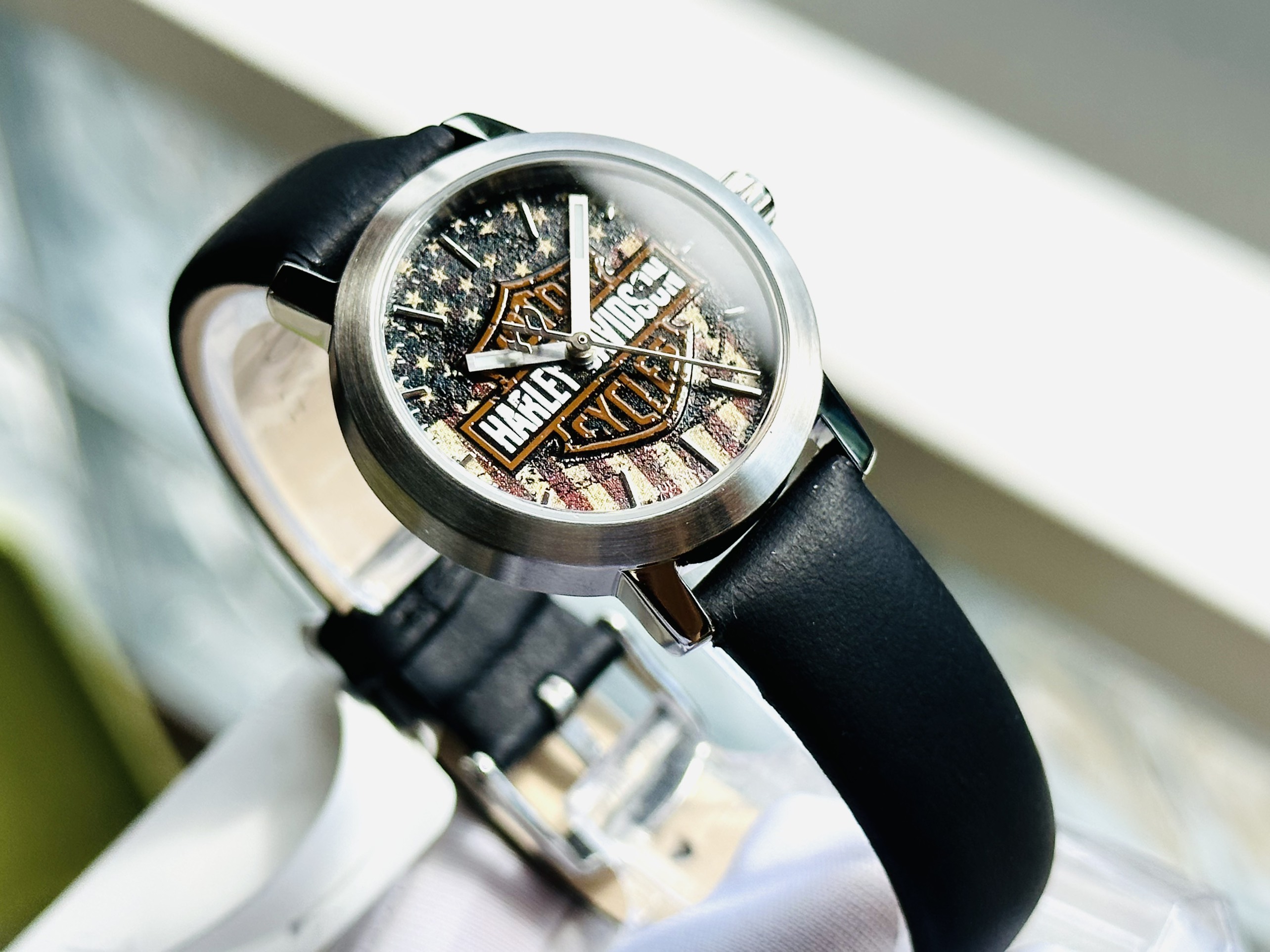 Đồng hồ Bulova Harley Davidson 76L174 - Sự kết hợp hoàn hảo giữa phong cách nữ tính và niềm tự hào Stars and Stripes