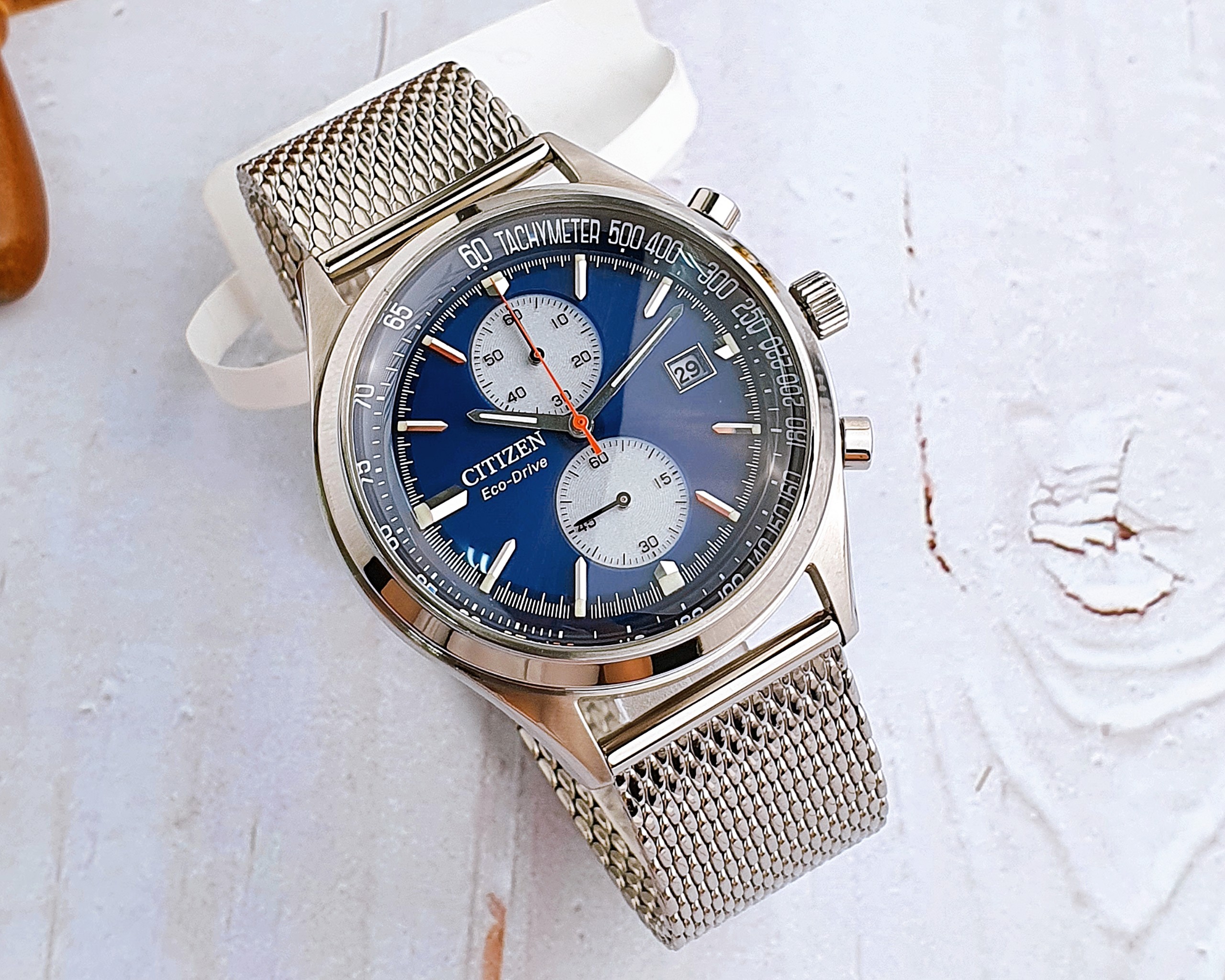 Đồng hồ nam Citizen CA7020-58L Eco-Drive - Sự Kết Hợp Hoàn Hảo Giữa Thời Trang và Công Nghệ