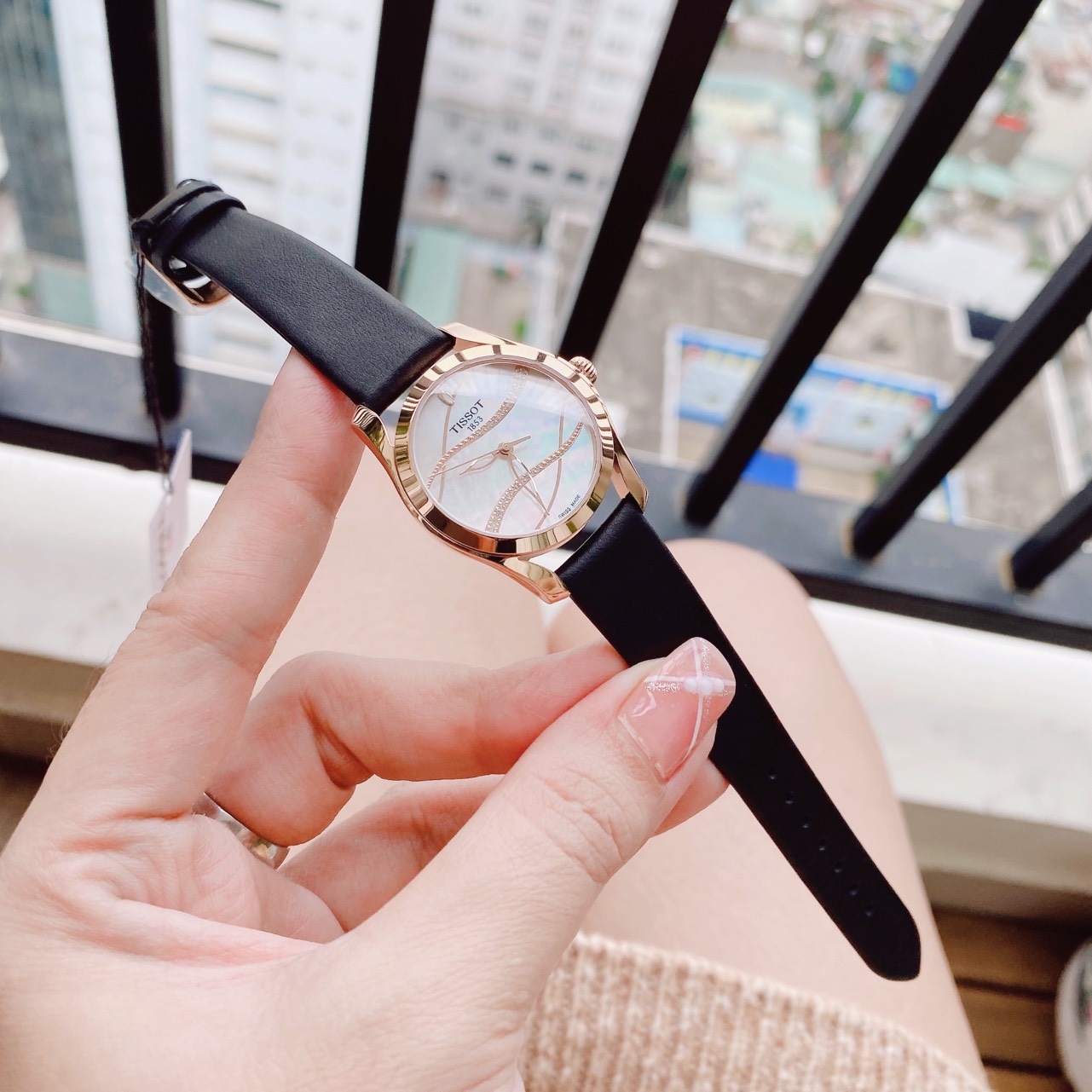 Đồng hồ Tissot T-Wave T112.210.36.111.00 - Sự kết hợp hoàn hảo giữa độ chính xác và thanh lịch