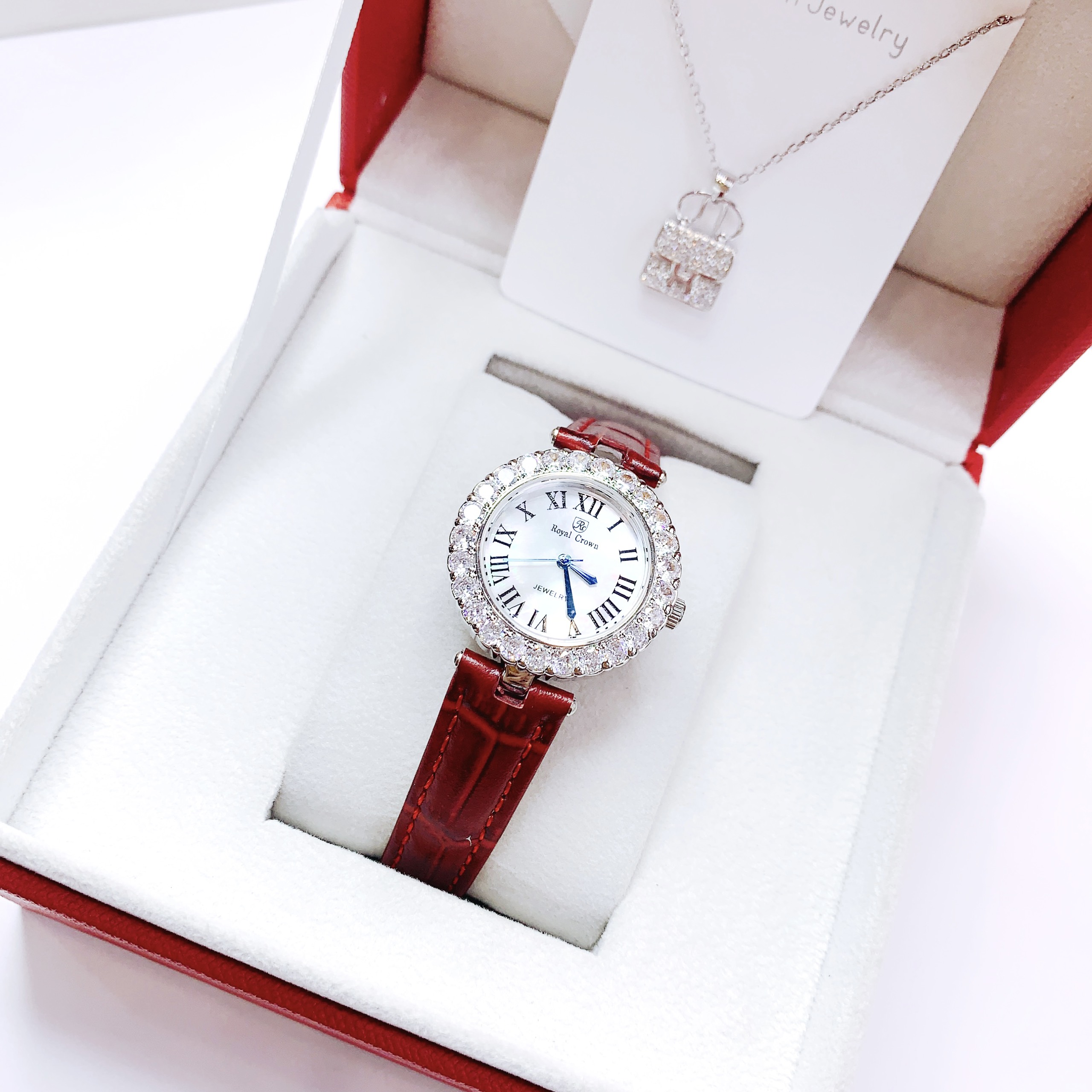 Đồng hồ Royal Crown 6305 - Phiên bản Cartier đẳng cấp và sang trọng