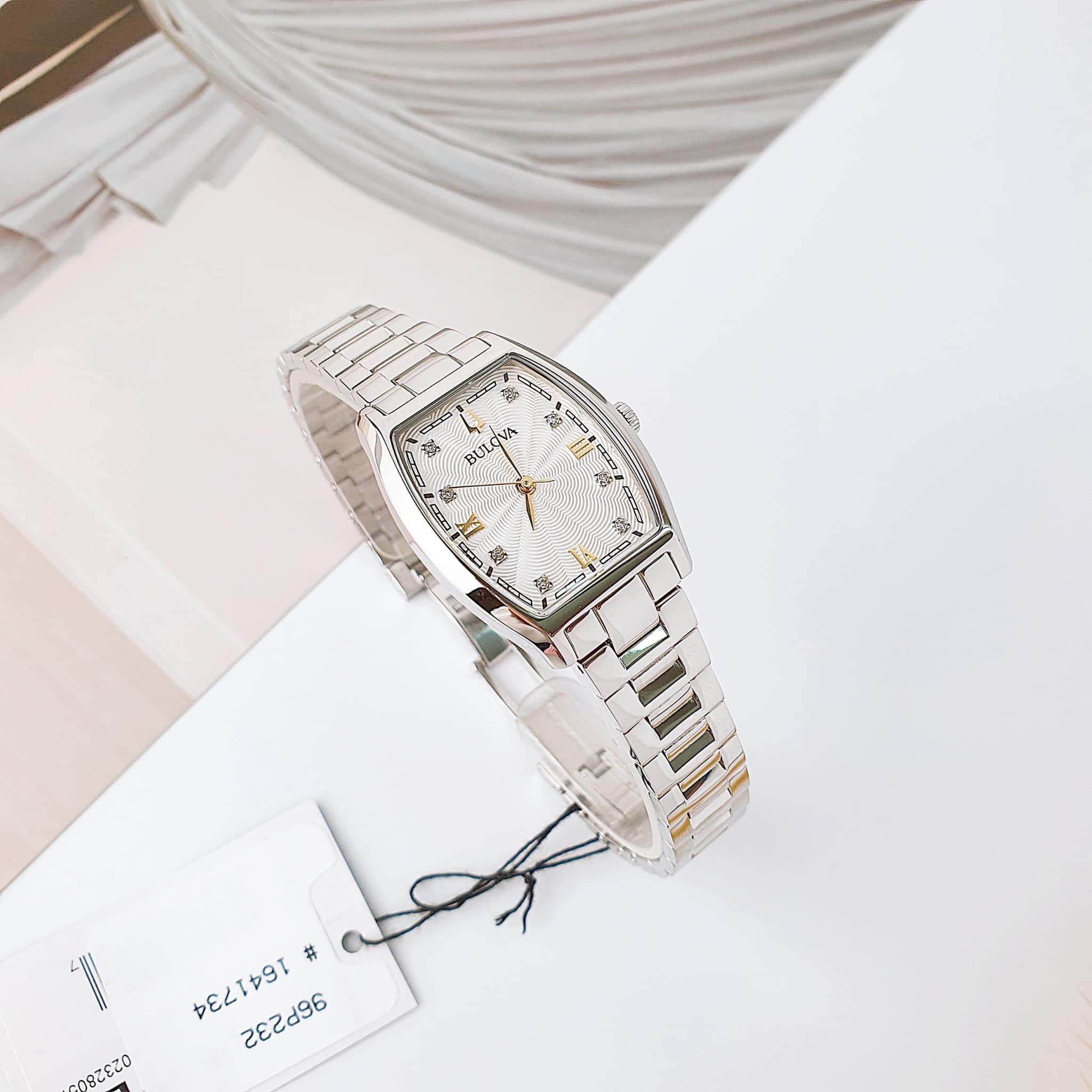 Đồng hồ Bulova Diamond 96P232 - Sang trọng và đẳng cấp với thiết kế độc đáo