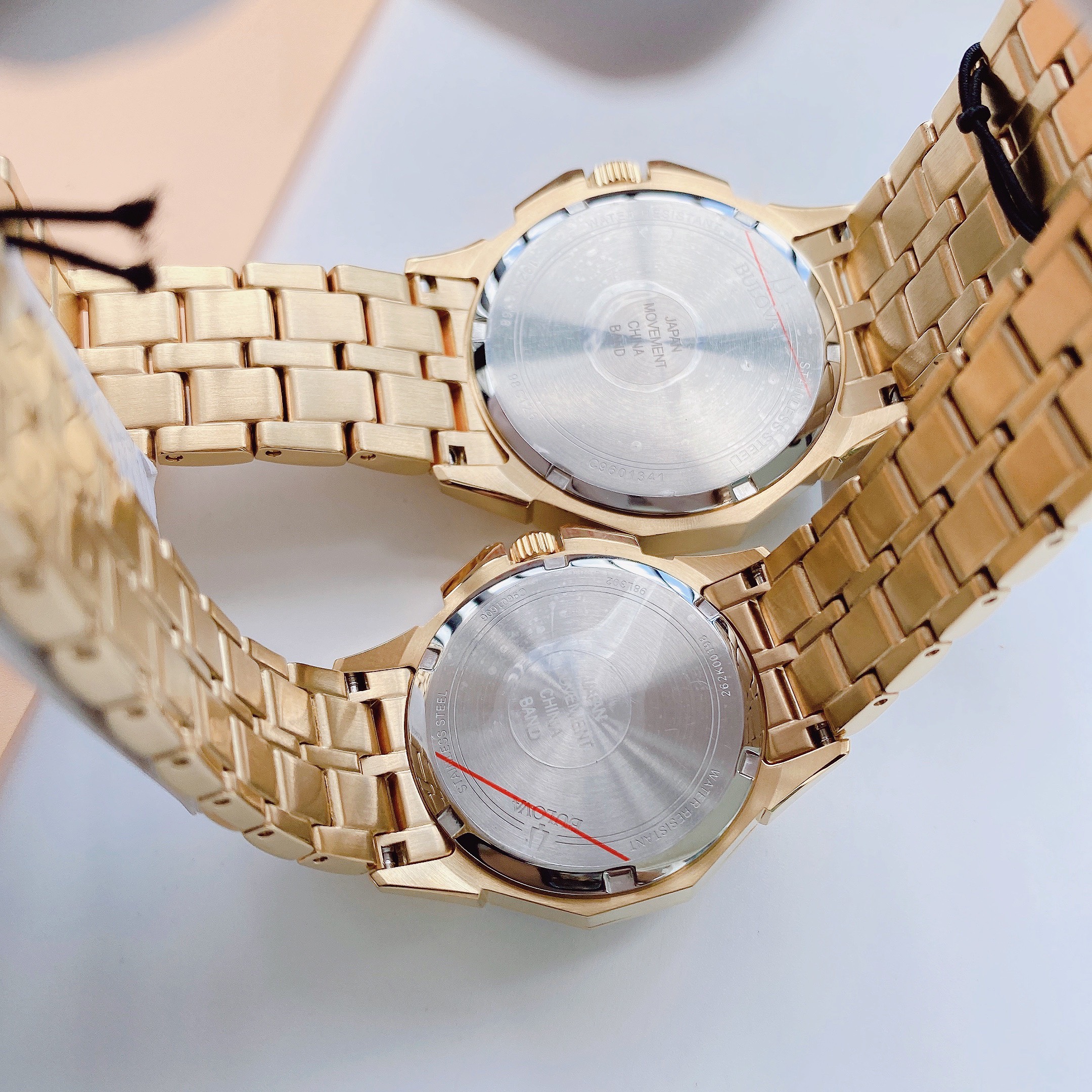 Đồng hồ Cặp đôi siêu hiếm Bulova tông gold đính full đá cực sang chảnh