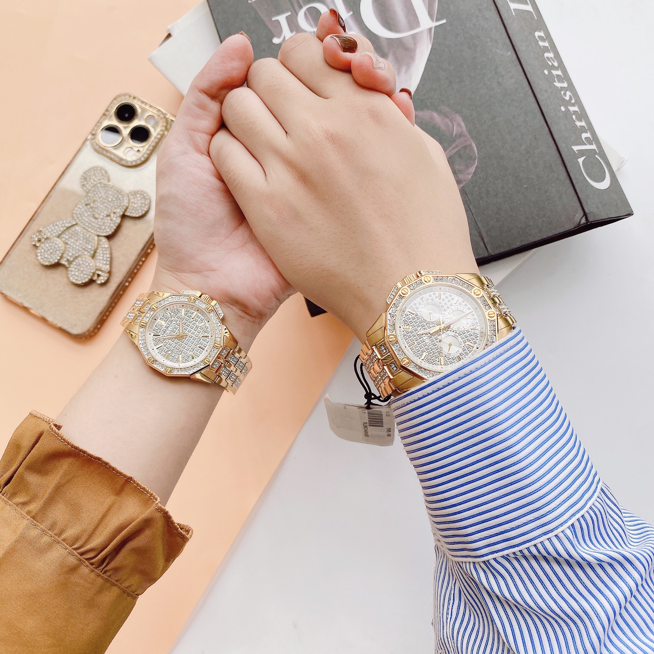 Đồng hồ Cặp đôi siêu hiếm Bulova tông gold đính full đá cực sang chảnh