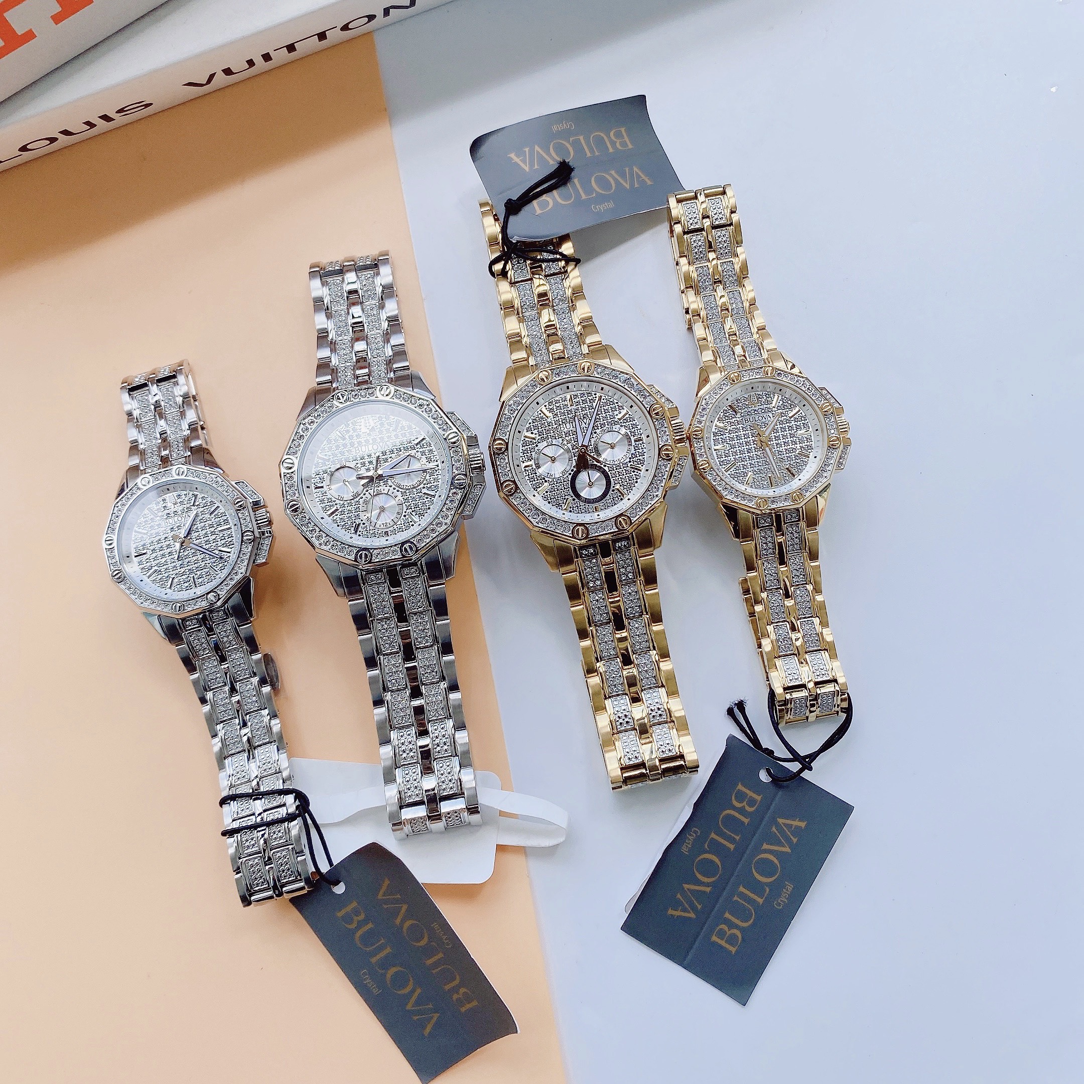 Đồng hồ Cặp đôi siêu hiếm Bulova tông gold đính full đá cực sang chảnh