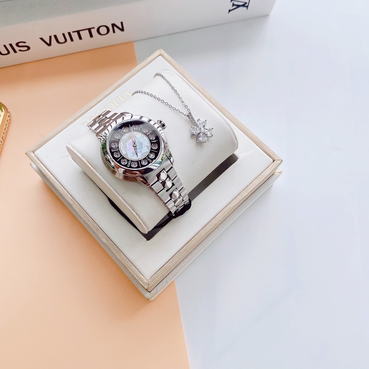 Thiết kế siêu đẹp nhà FD luôn được các quý cô săn đón