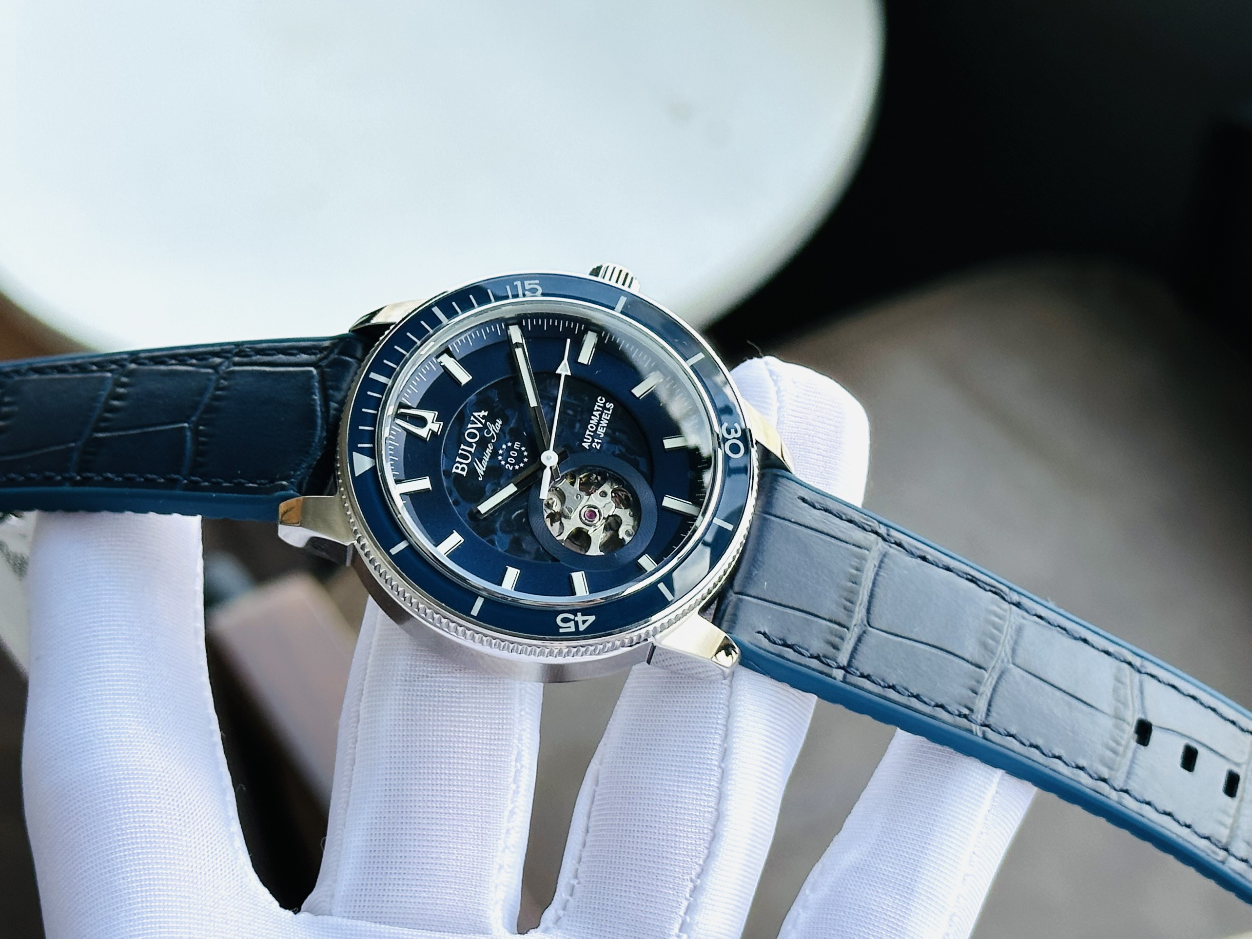 Đồng Hồ Nam Bulova 96A291 - Dòng hải quân cực chất với thiết kế hở tim đi kèm tone xanh cực đẹp, benzel xoay