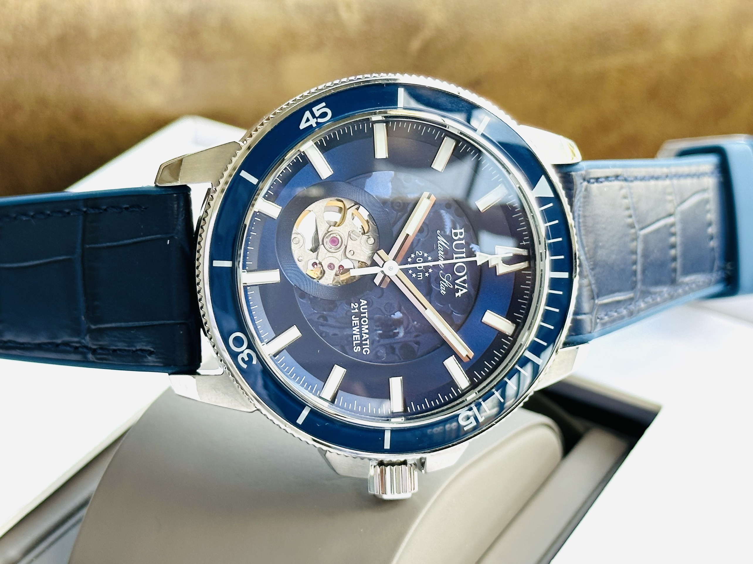 Đồng Hồ Nam Bulova 96A291 - Dòng hải quân cực chất với thiết kế hở tim đi kèm tone xanh cực đẹp, benzel xoay