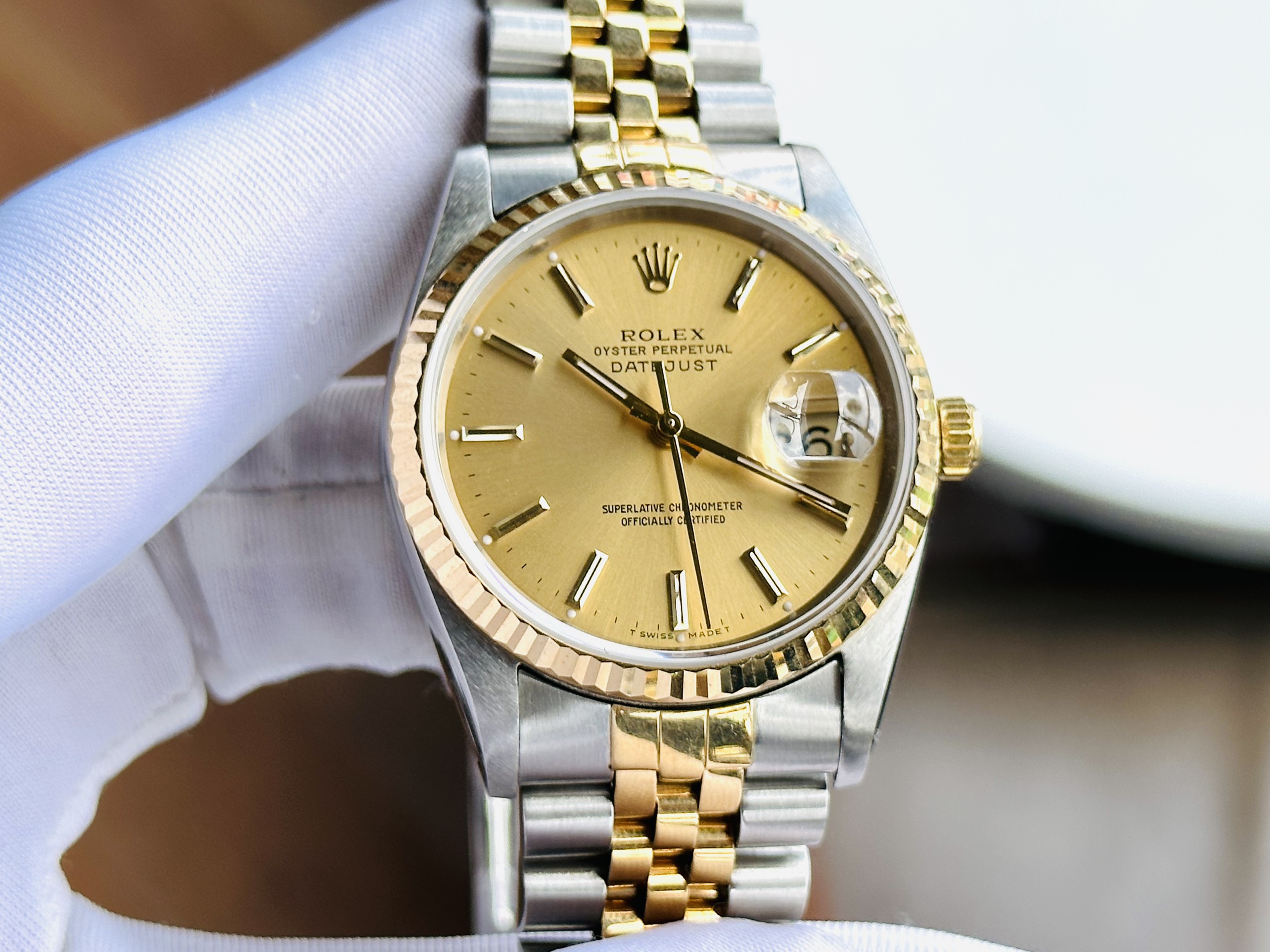Đồng hồ Rolex 16233 - Huyền thoại thời gian và sang trọng