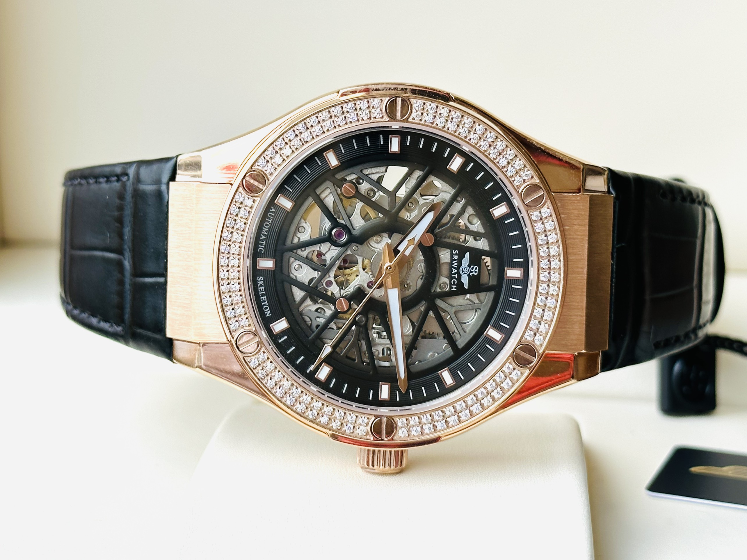 Siêu phẩm đồng hồ chính hãng đến từ nhà SRwatch