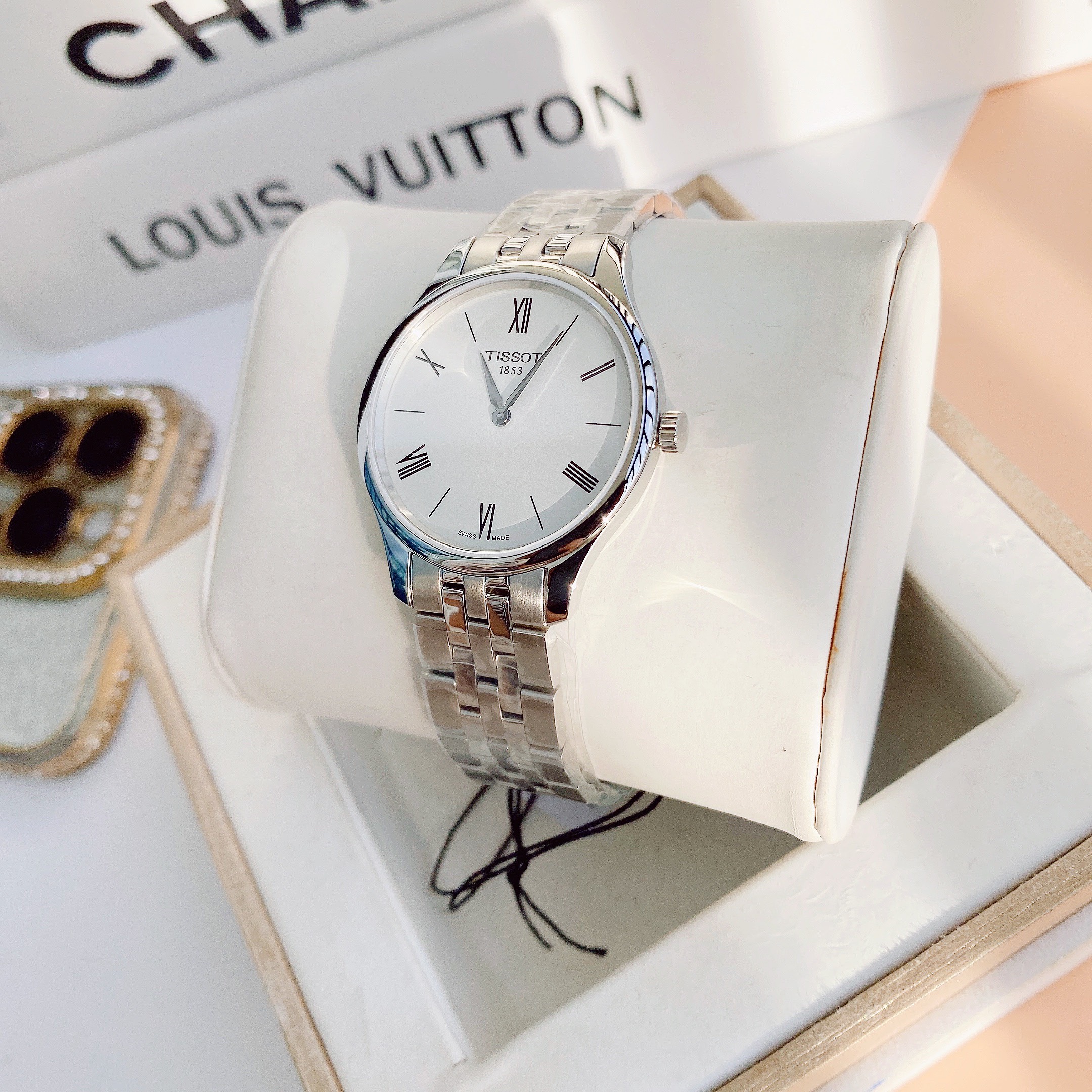 Đồng hồ Cặp đôi Tissot silver sang trọng: T063.409.11.018.00 vs T063.209.11.038.00
