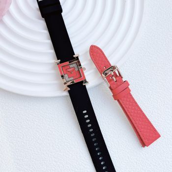 Đồng Hồ Madocy M81658 mặt đỏ, thiết kế đơn giản nhưng toát lên vẻ thời thượng bậc nhất