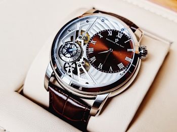 Siêu phẩm Đồng Hồ CHRISTIAN VAN SANT Sprocket  Dial Men's Watch
