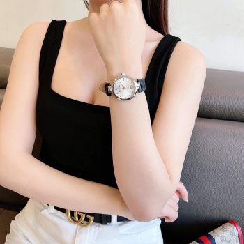 Đồng Hồ Versus Covent garden Watch  mặt chải tia hoạ tiết logo hãng sang trọng