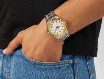 Đồng Hồ Nam Versace Chain Reaction Quartz Silver Dial Men's Watch  VEDY00519